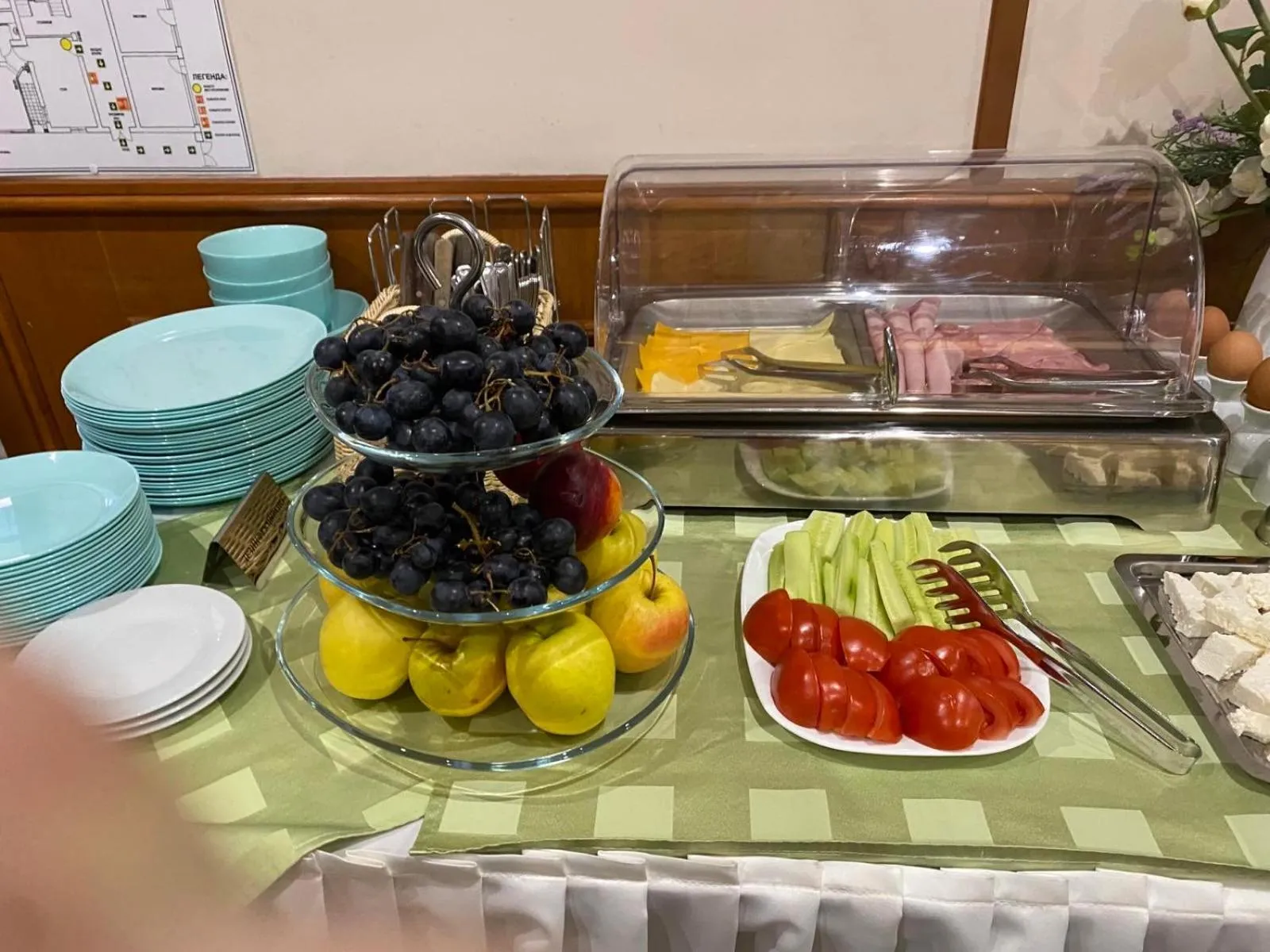 Buffet breakfast in Hotel Odeon