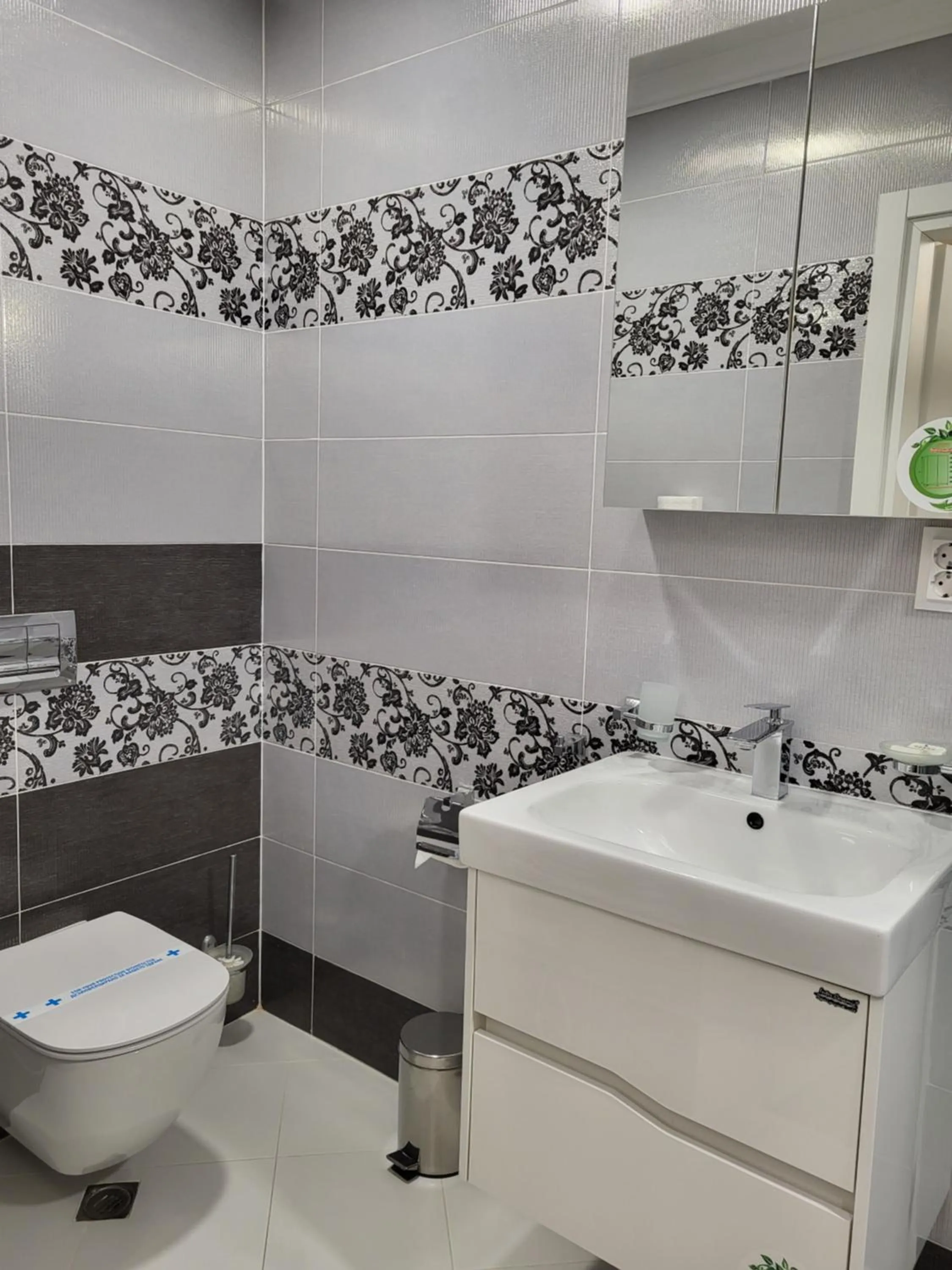 Bathroom in Hotel Odeon