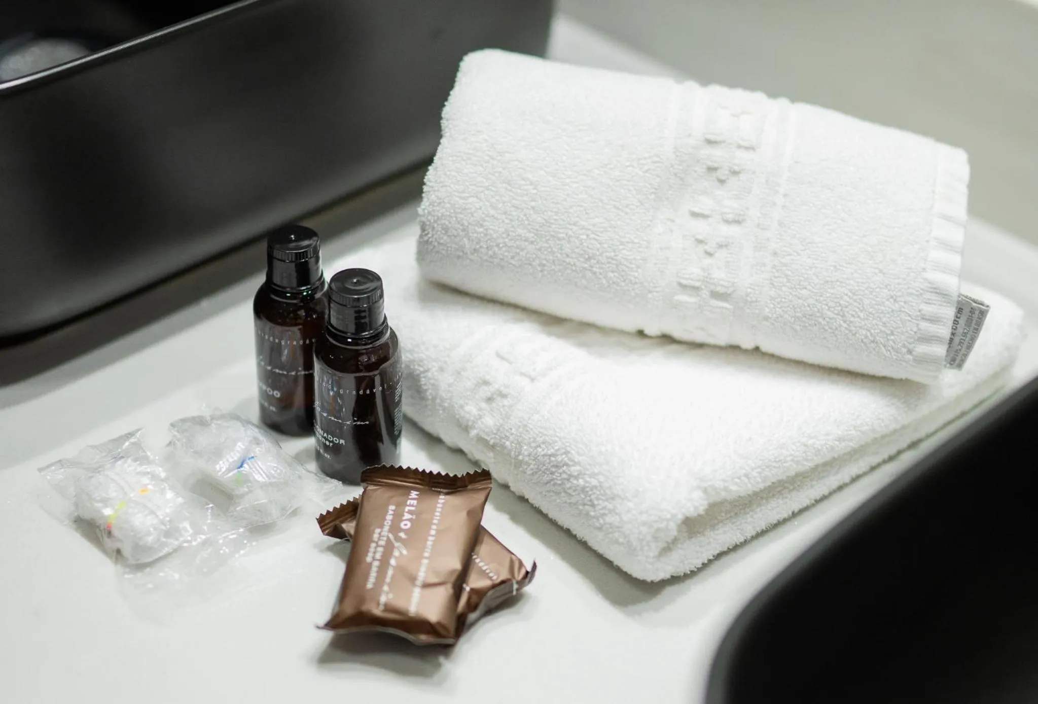 towels, Bed in Pousada Suiça Mineira Centro