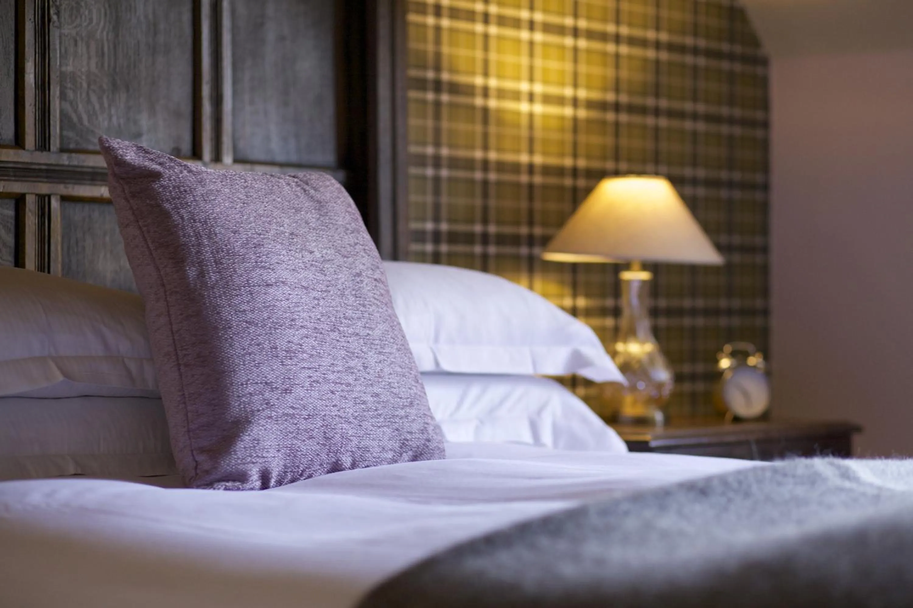 Photo of the whole room, Bed in Crab & Boar