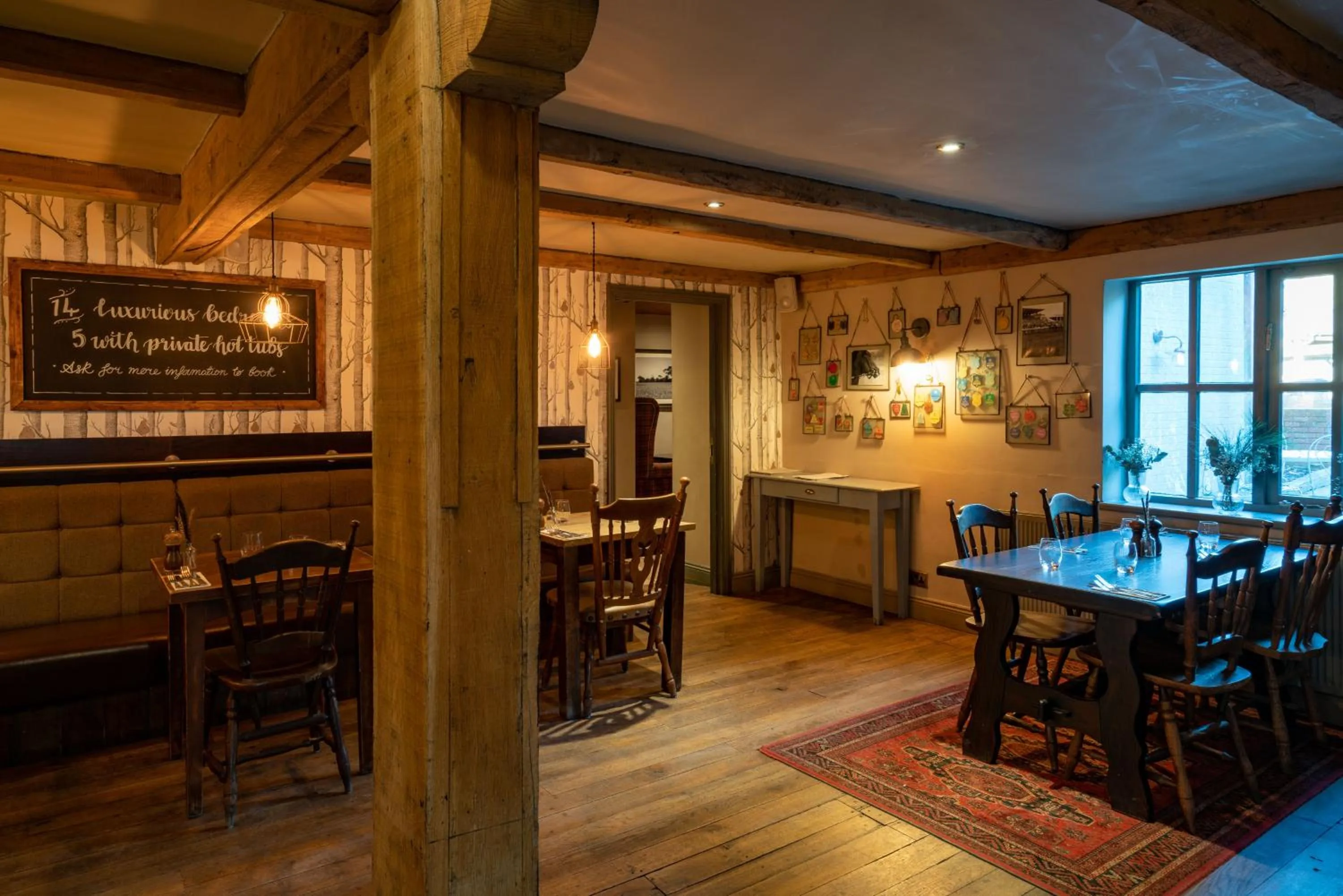 Restaurant/places to eat in Crab & Boar