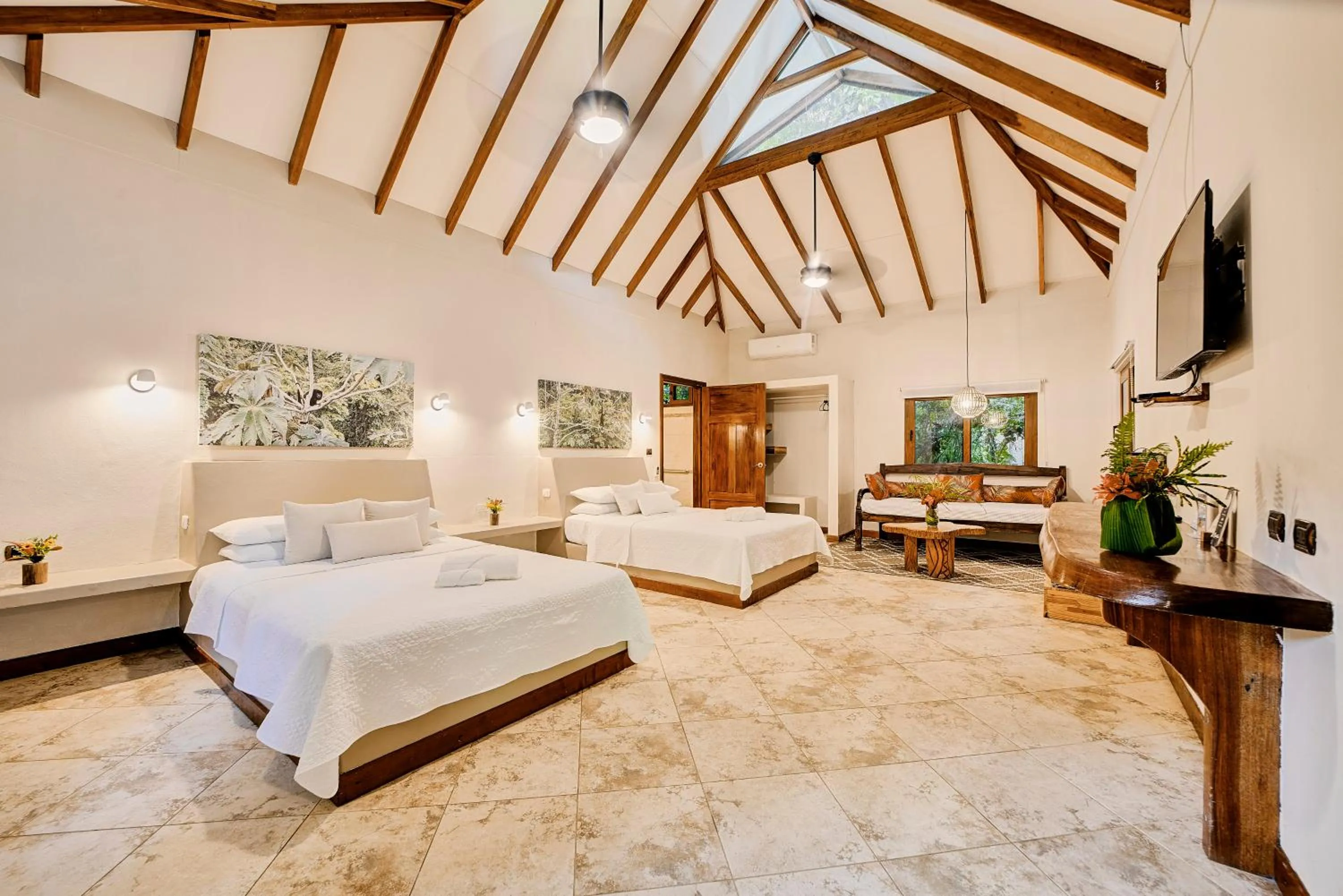 Photo of the whole room, Bed in Cariblue Beach and Jungle Resort