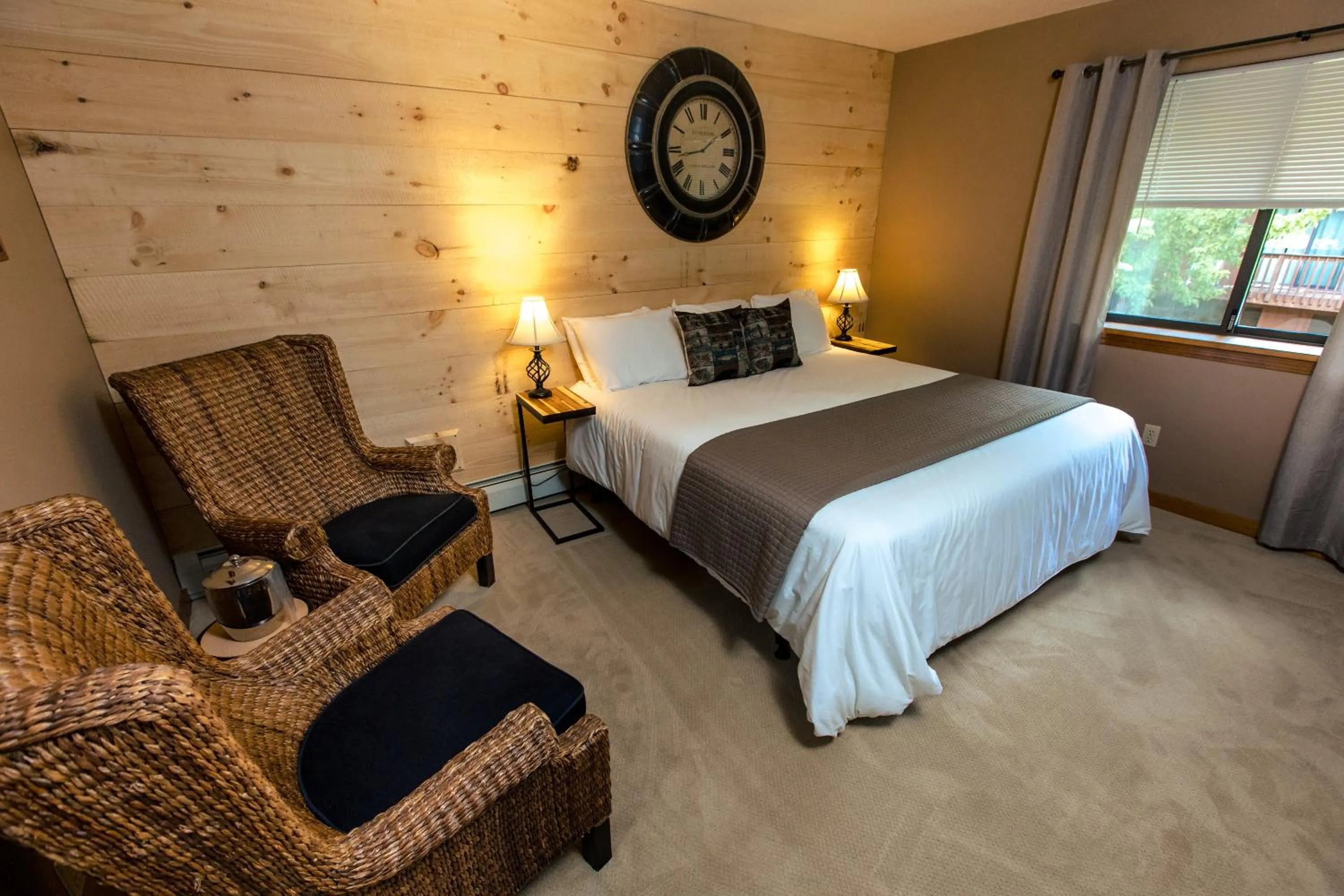 Bed in The Snowed Inn