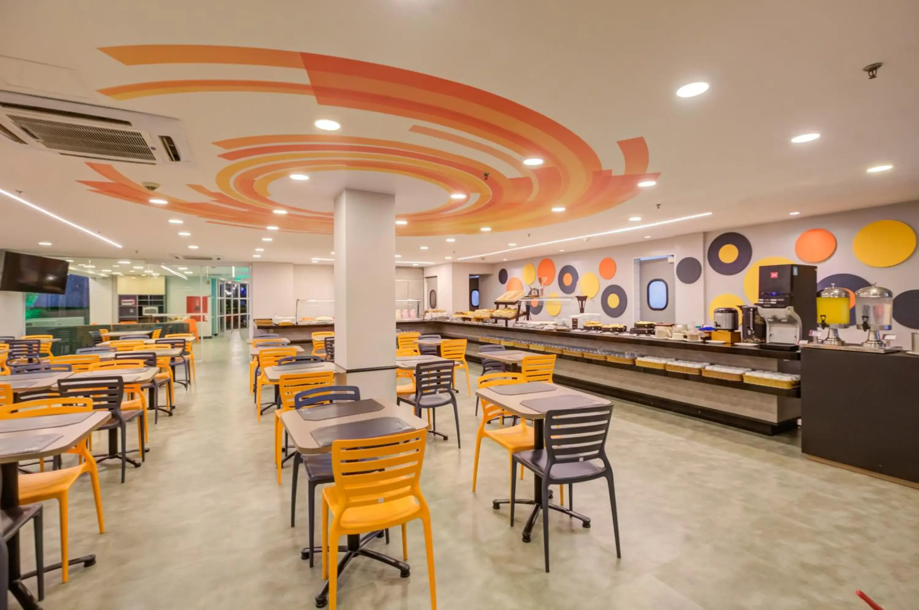 Restaurant/places to eat in Transamerica Fit Villa Lobos Restaurant/places to eat in Transamerica Fit Villa Lobos