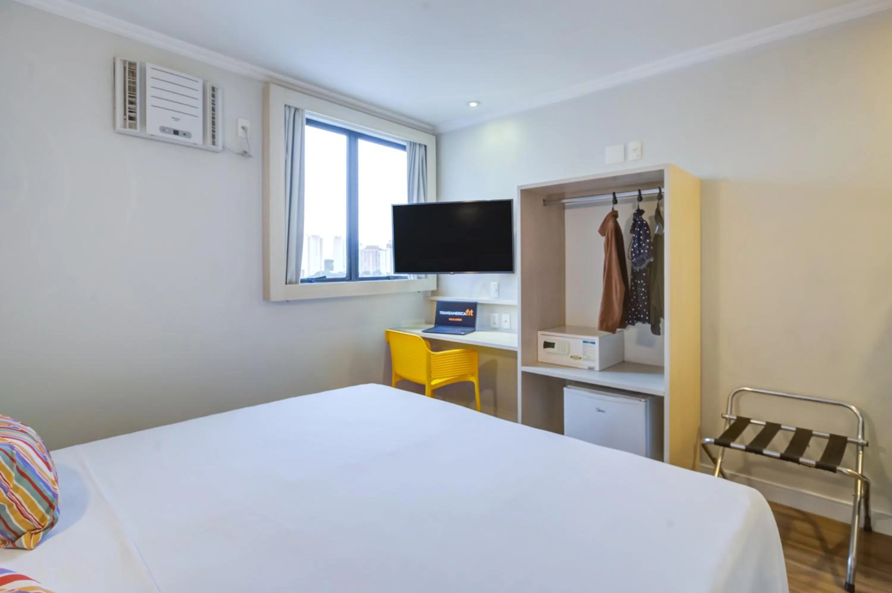 TV and multimedia, Bed in Transamerica Fit Villa Lobos