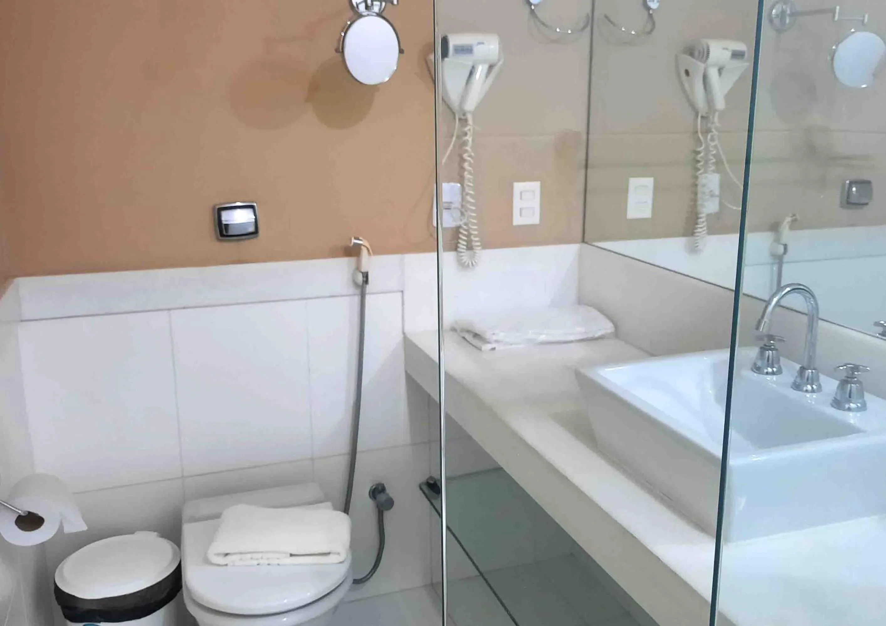 Bathroom in Bahiamar Hotel