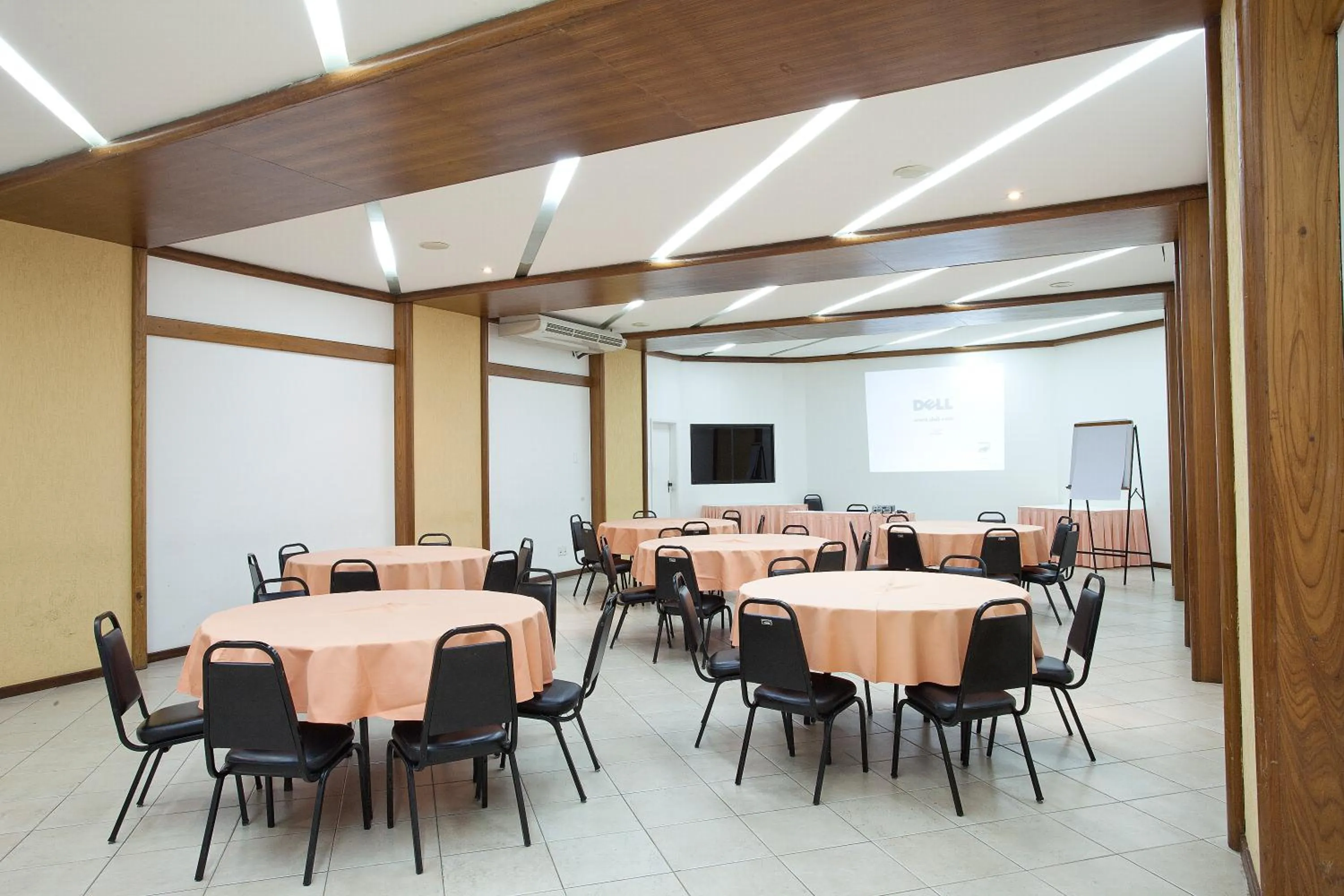 Business facilities in Bahiamar Hotel