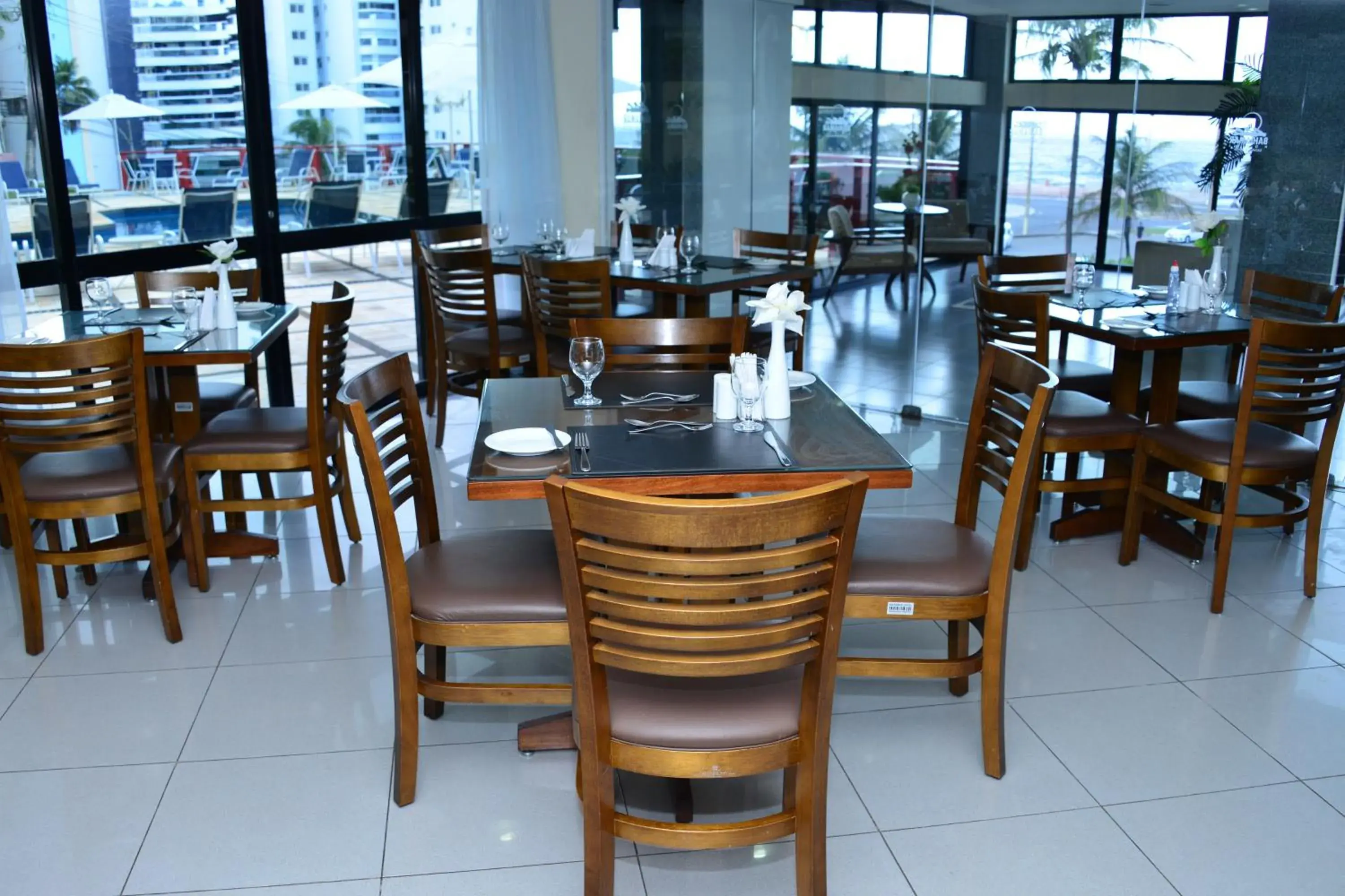 Restaurant/places to eat in Bahiamar Hotel Restaurant/places to eat in Bahiamar Hotel