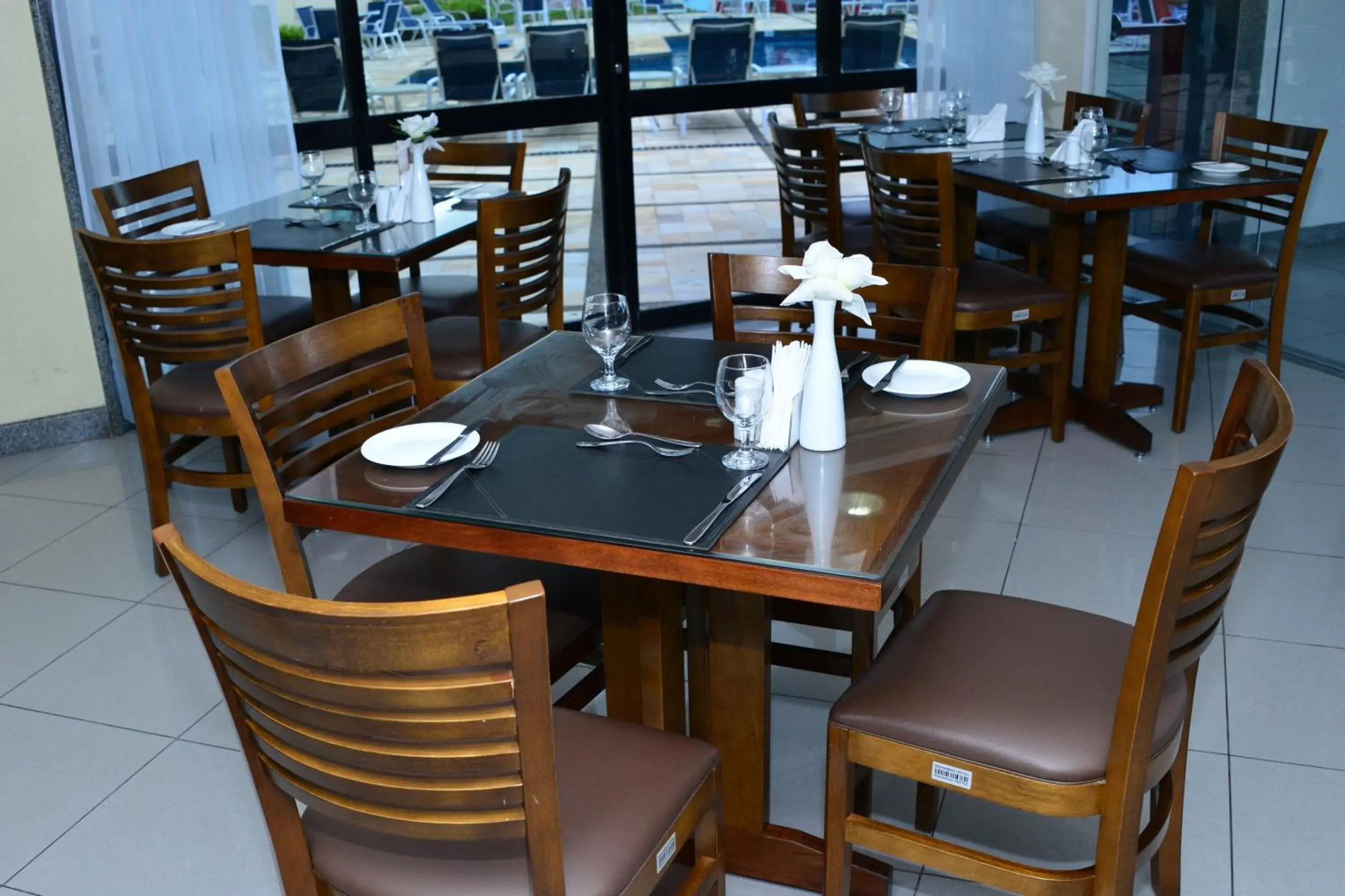 Restaurant/places to eat in Bahiamar Hotel Restaurant/places to eat in Bahiamar Hotel