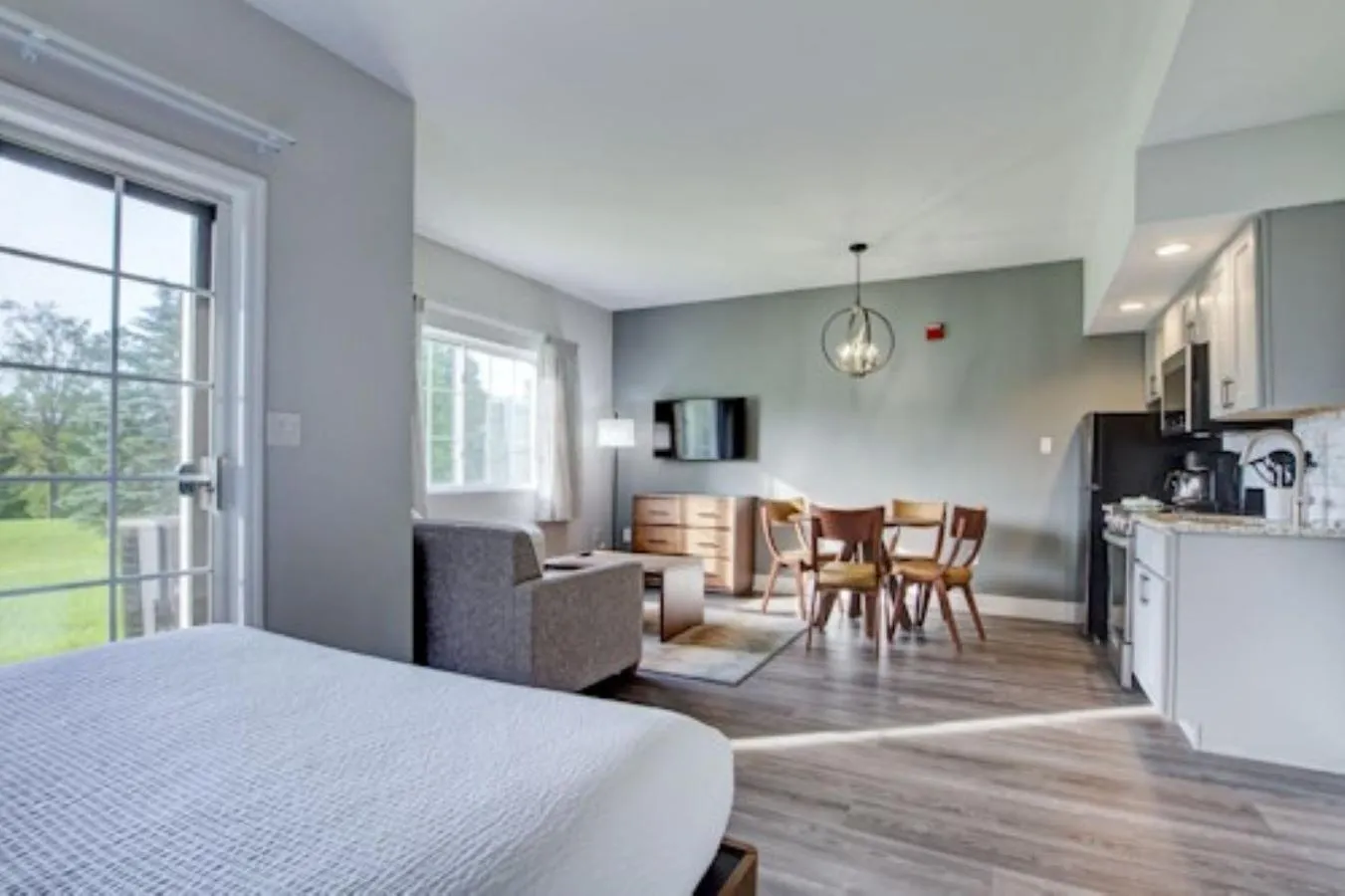 Bed in Pocono Mountain Villas by Exploria Resorts