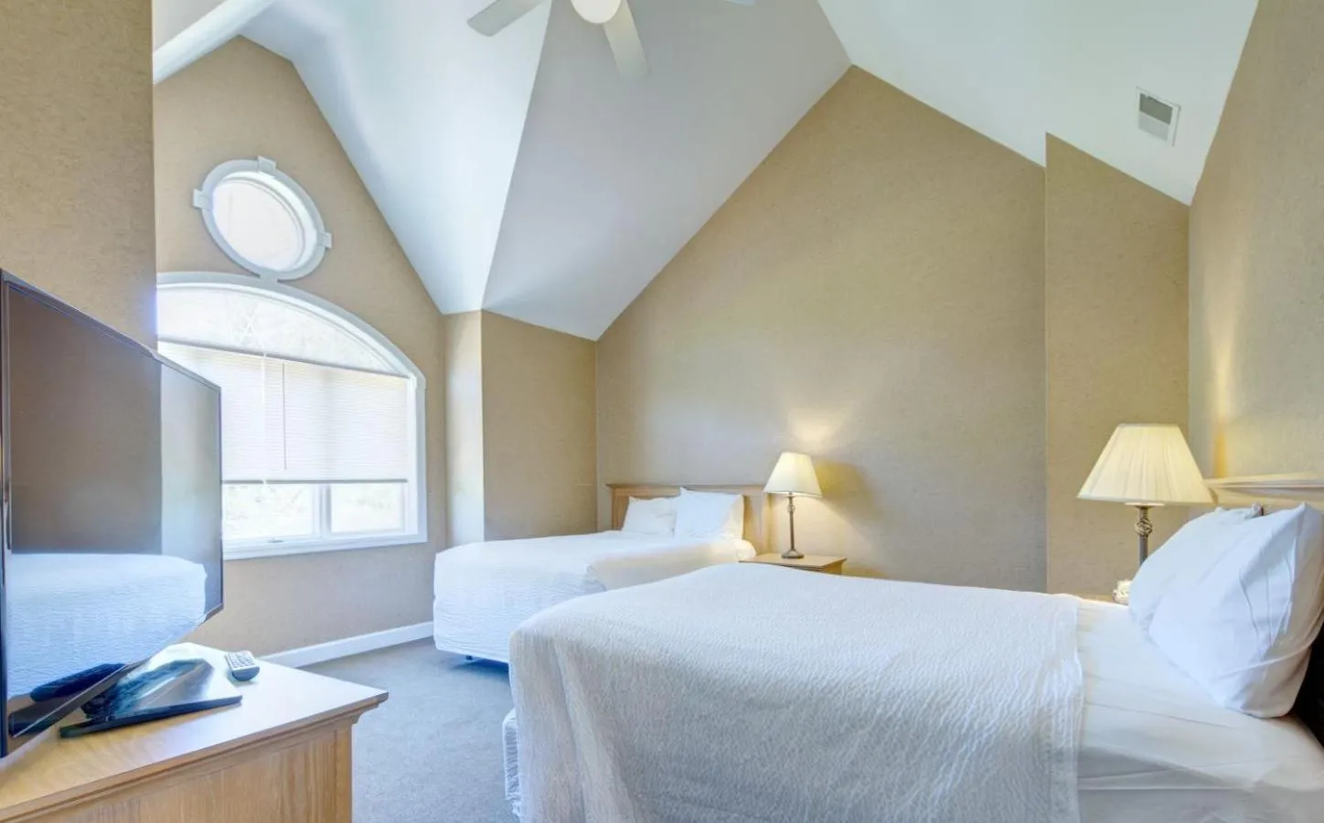 Bedroom, Bed in Pocono Mountain Villas by Exploria Resorts