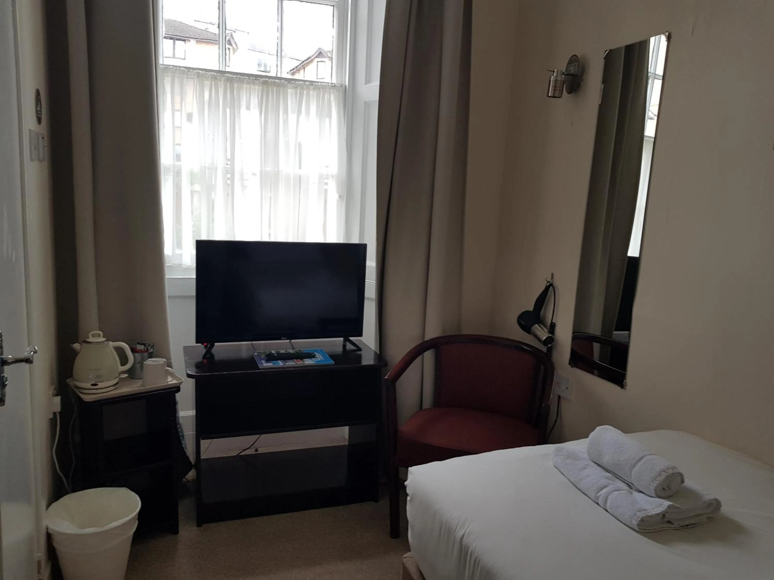 TV and multimedia in The Kelvin Hotel