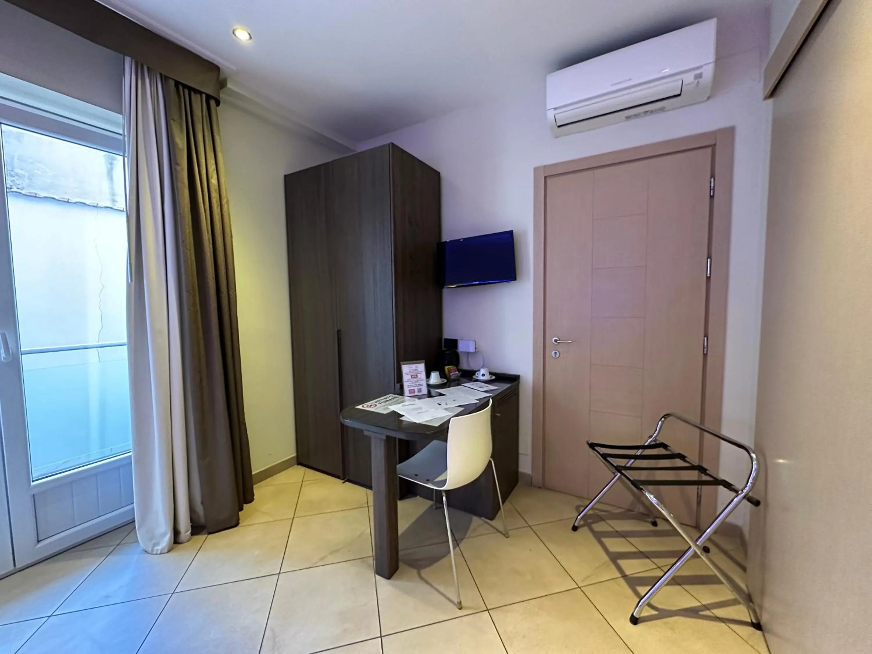 TV and multimedia in BB 10 Serpotta - Palazzo Riolo & Restaurant