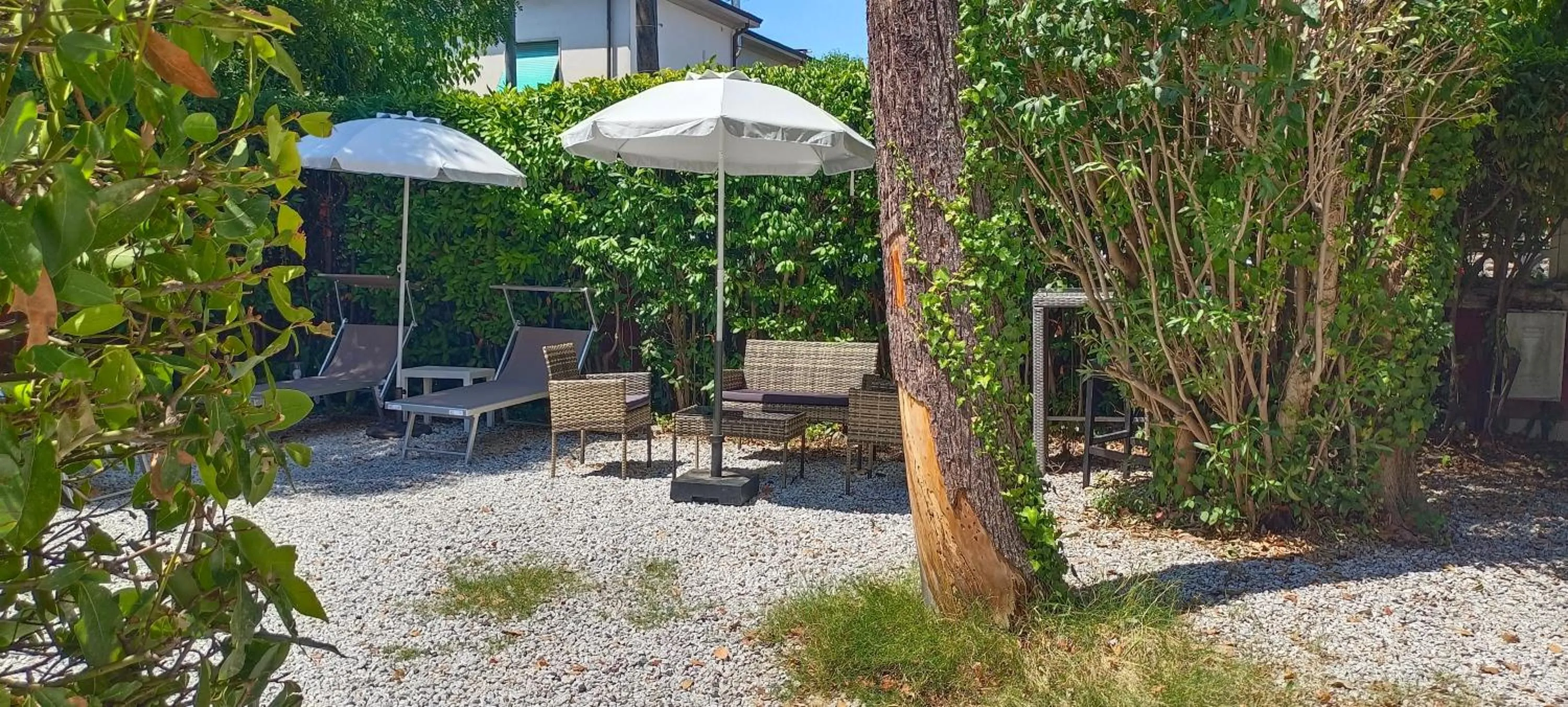 Swimming pool in B&B Villa Regina