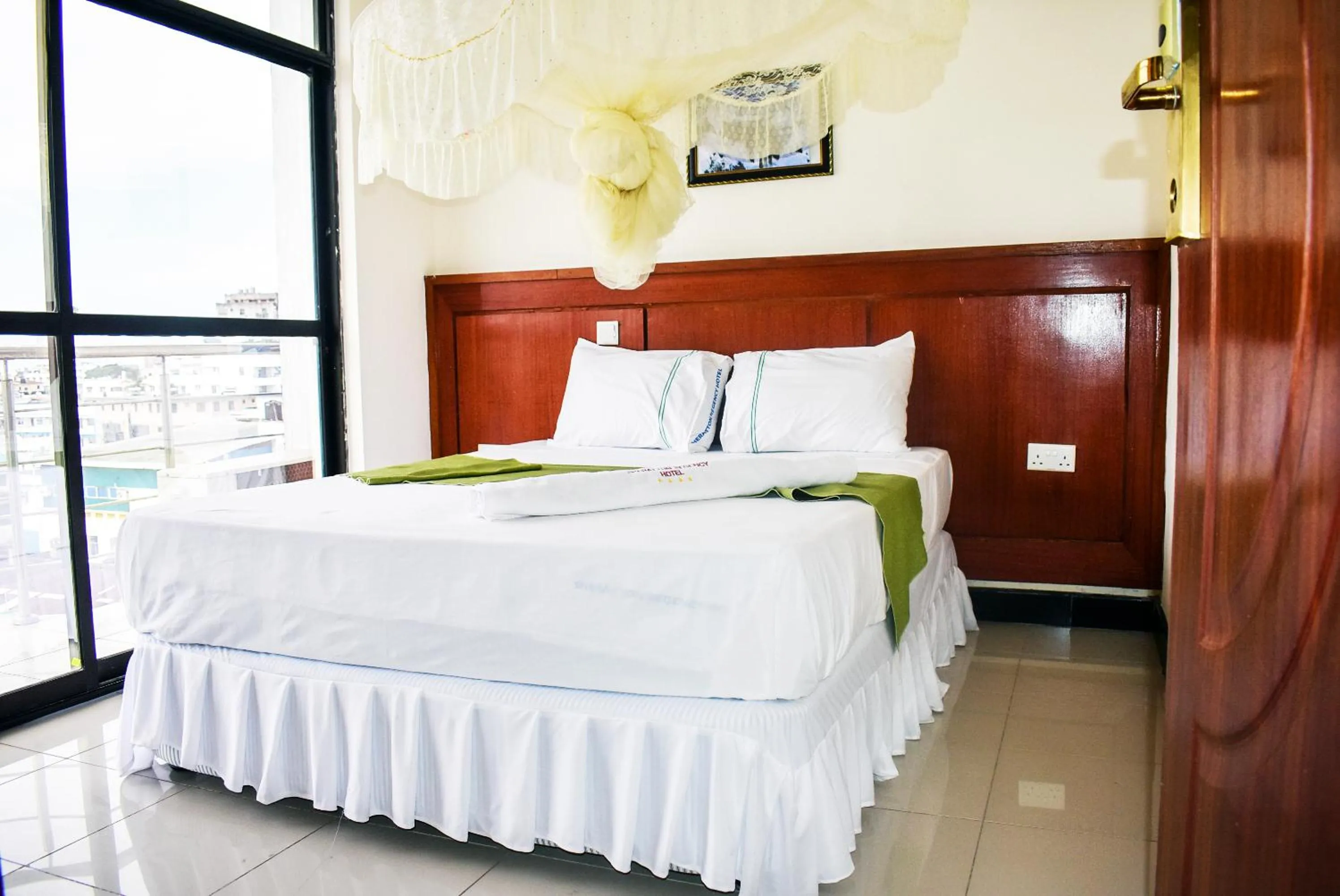 Balcony/Terrace, Bed in Sheratton Regency Hotel