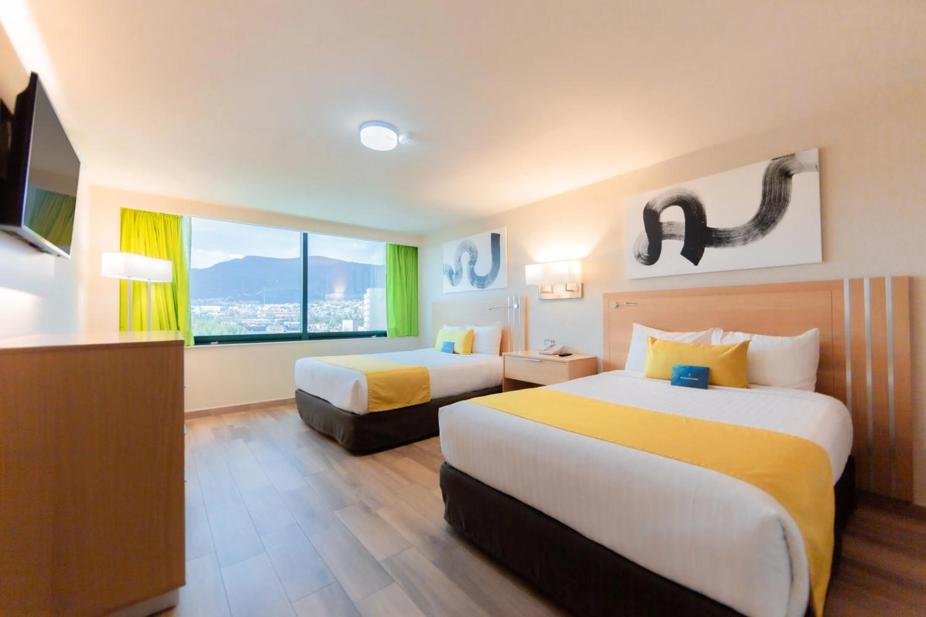 Photo of the whole room, Bed in La Joya Pachuca