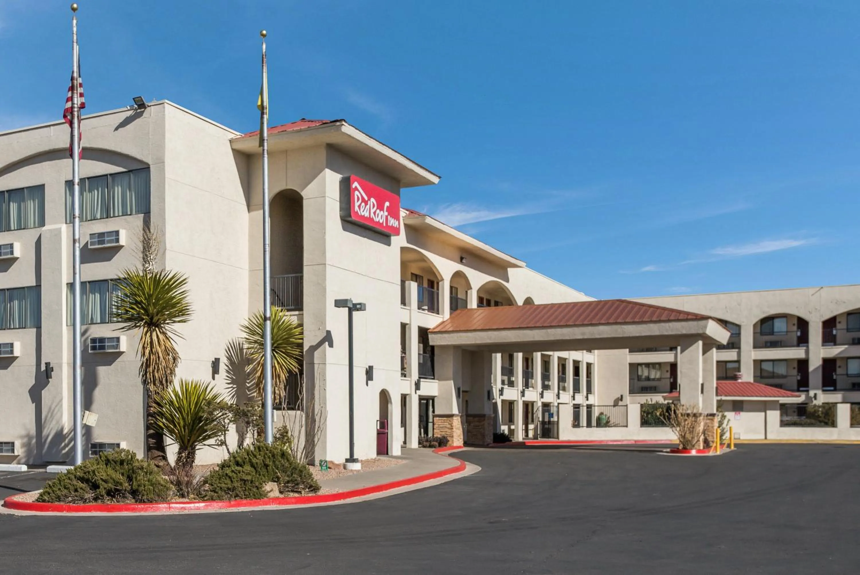Property building in Red Roof Inn Albuquerque - Midtown