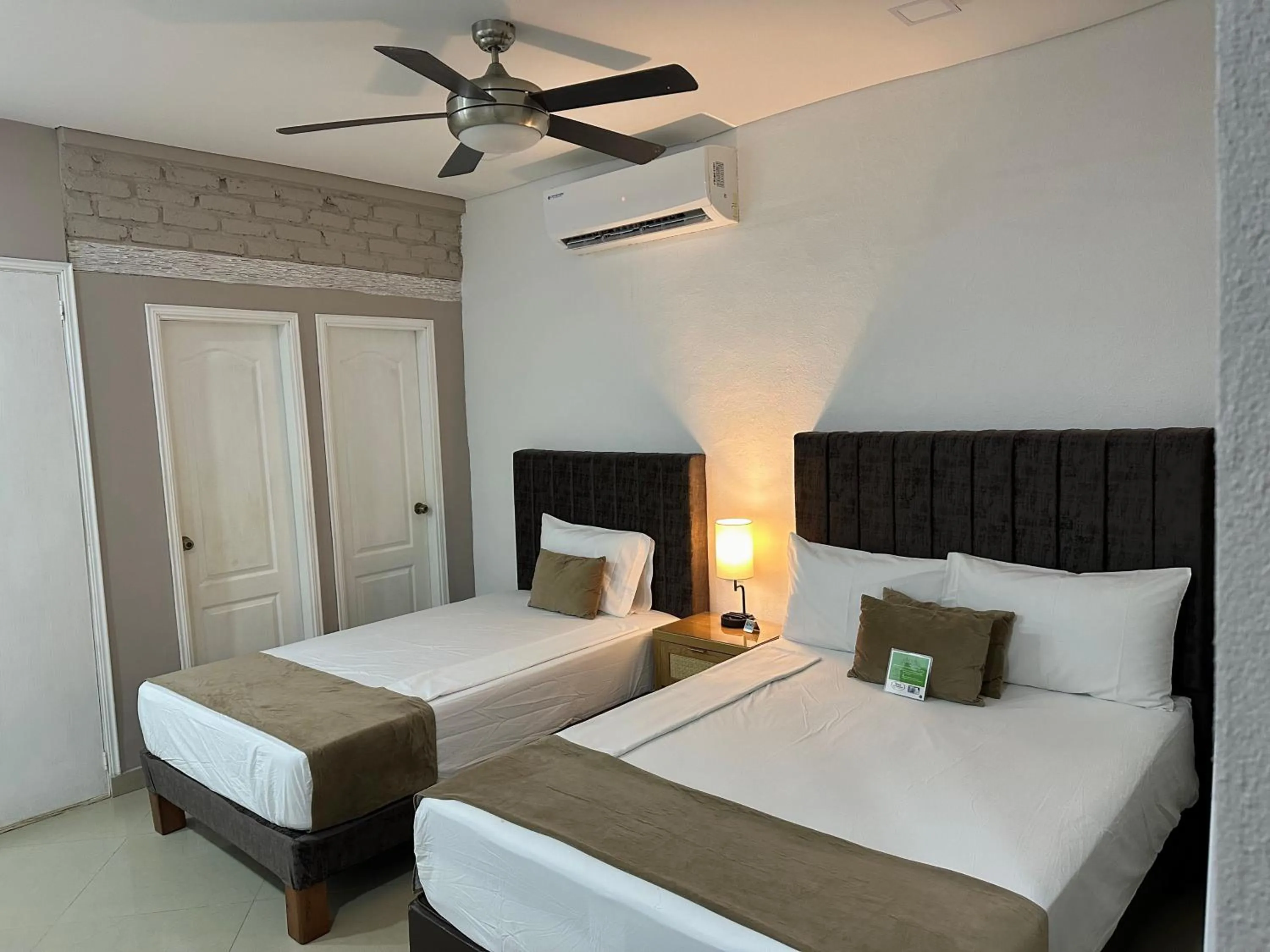 Bedroom, Bed in Hotel La Magdalena