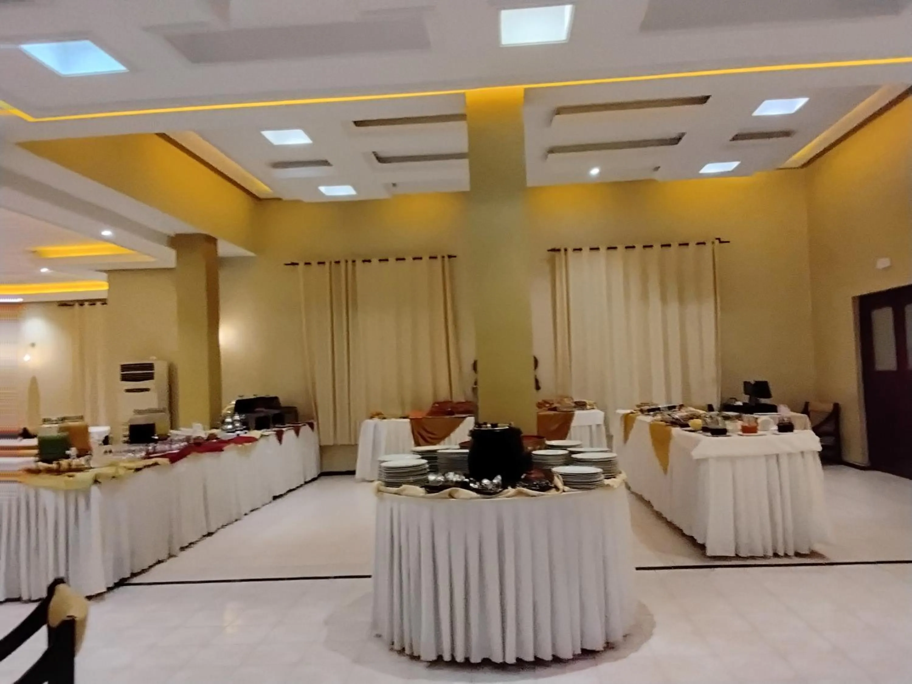 Restaurant/places to eat in Erfoud Palace