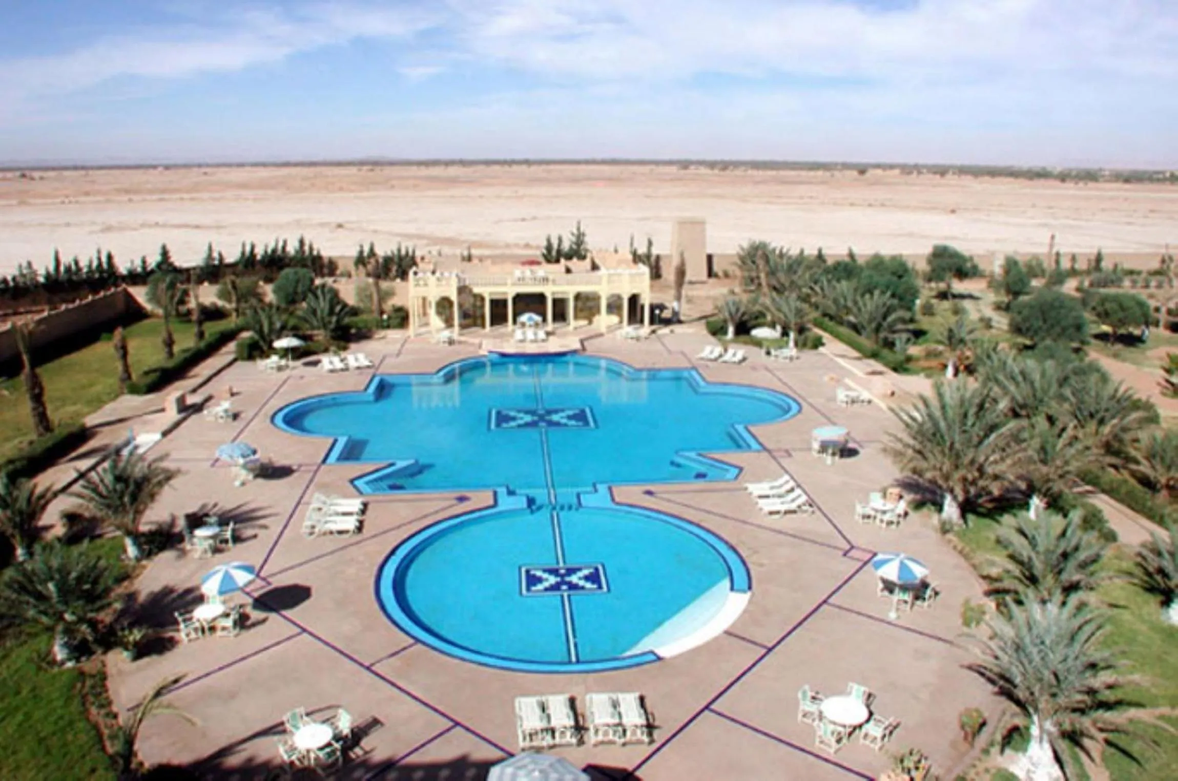Swimming pool in Erfoud Palace