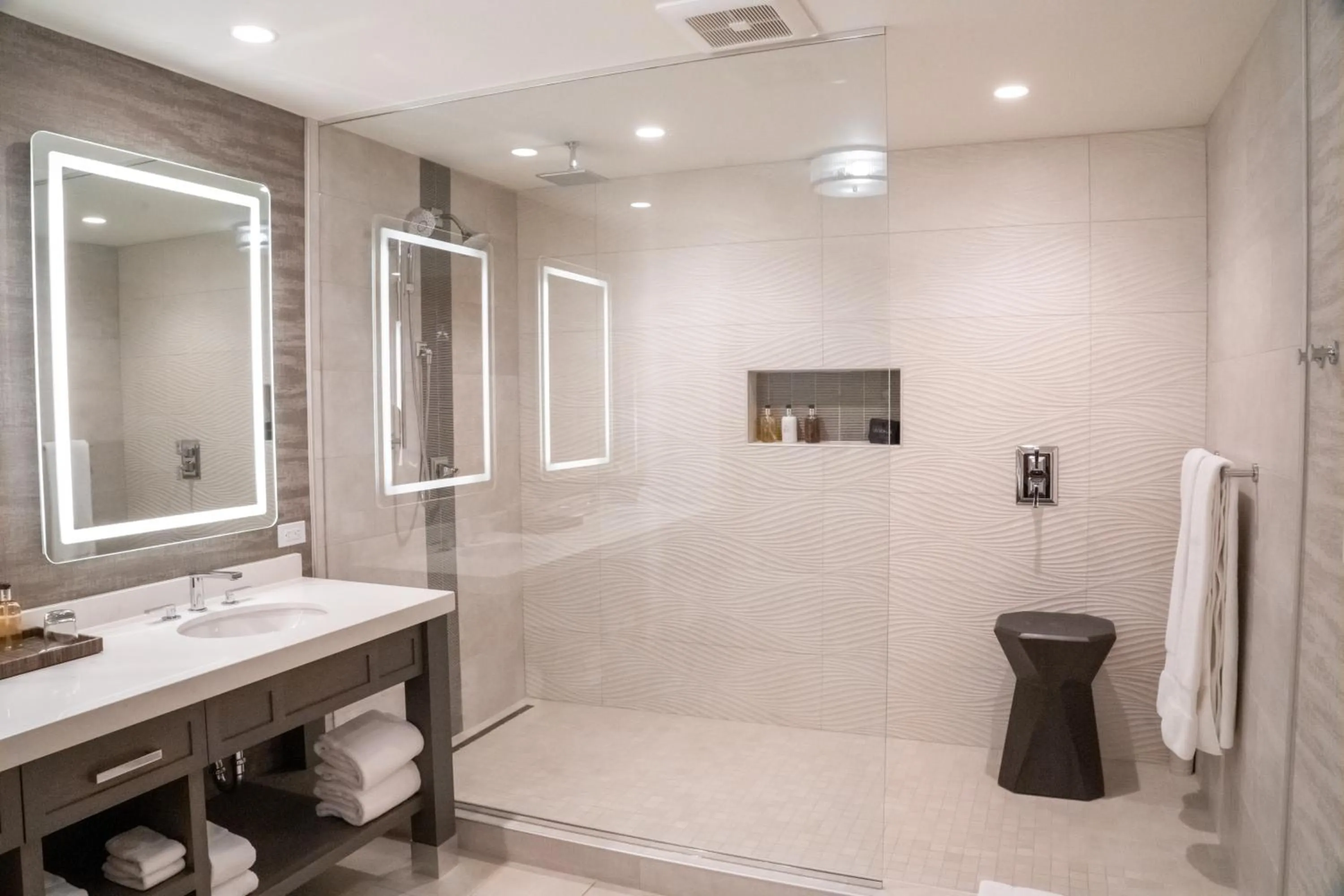 Garden of the Gods Resort & Club