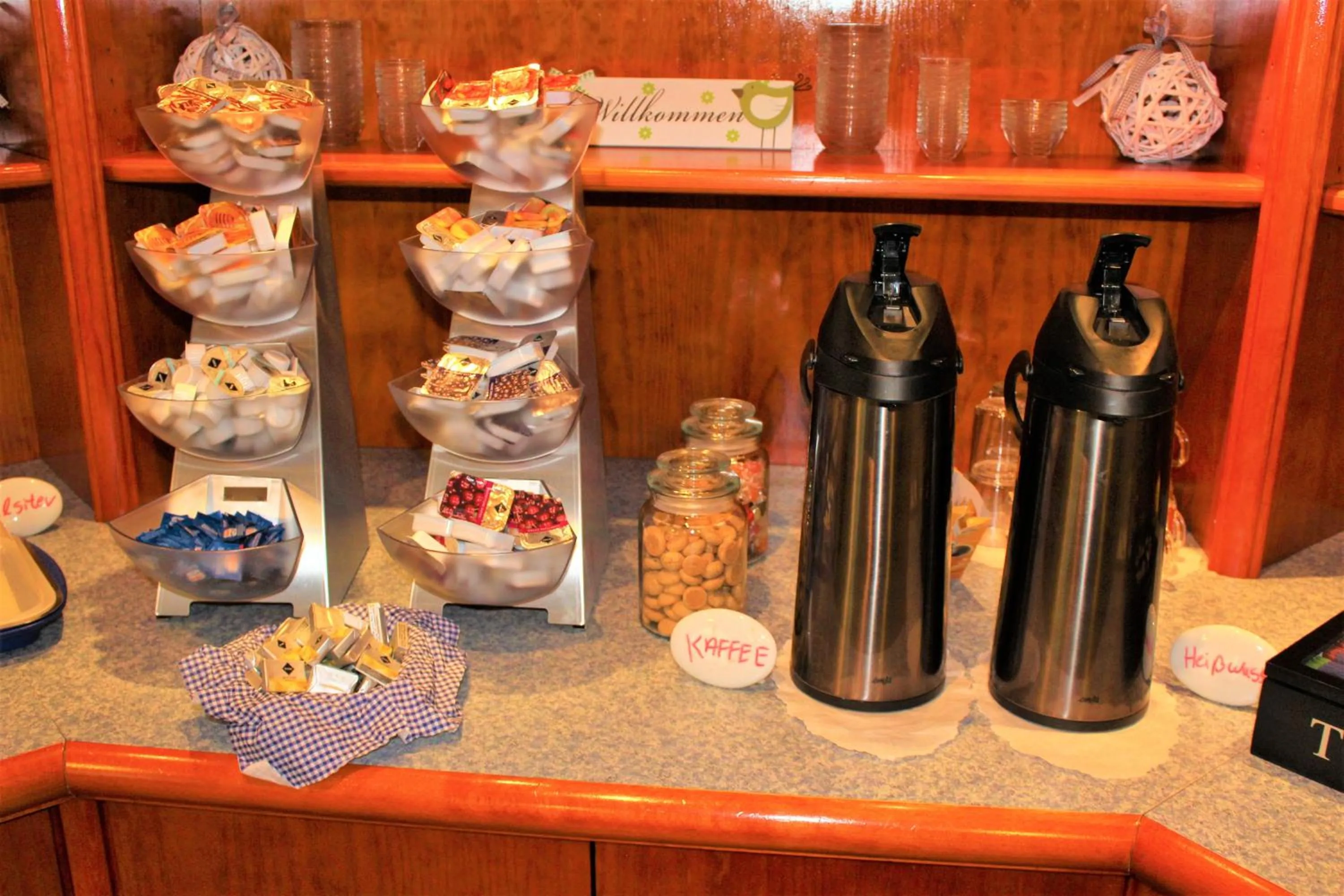 Coffee/tea facilities in Hotel Alsterquelle 24h Check-in, Free Parking and WiFi