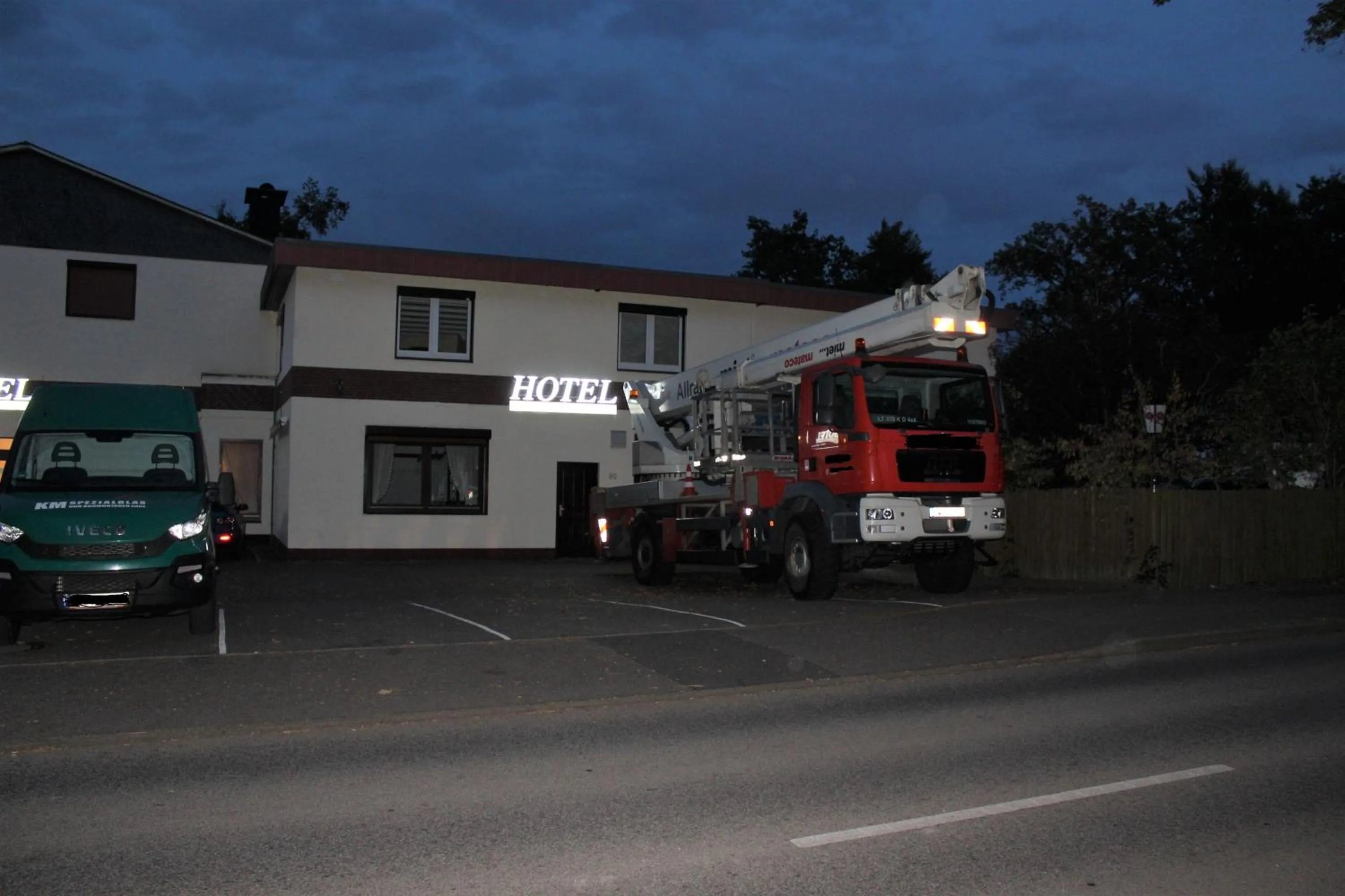 Property building in Hotel Alsterquelle 24h Check-in, Free Parking and WiFi