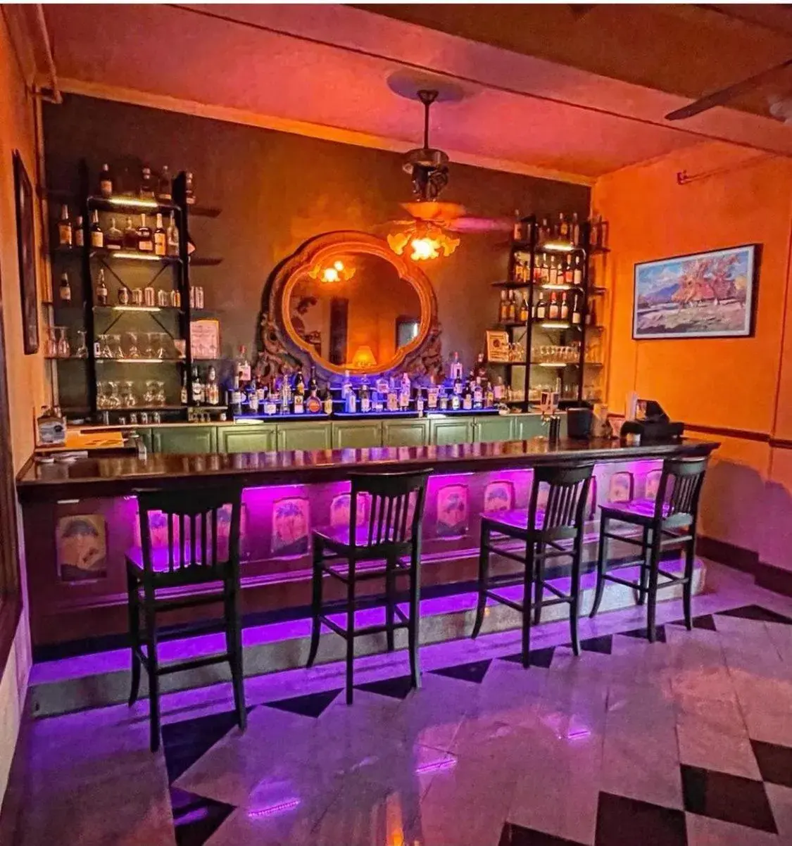 Lounge or bar in The Brandon Inn Lounge or bar in The Brandon Inn