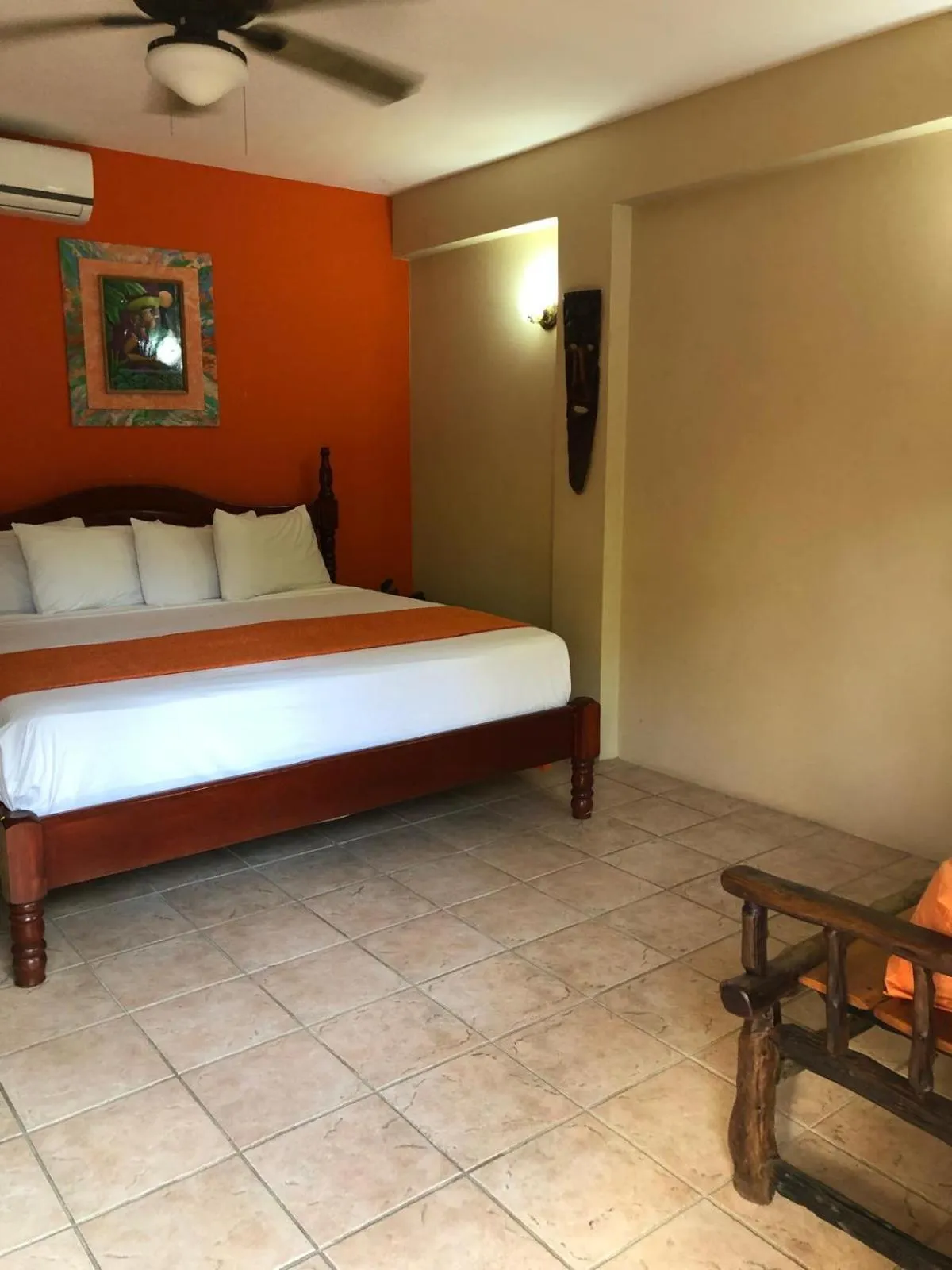 Bedroom, Bed in Black Orchid Resort