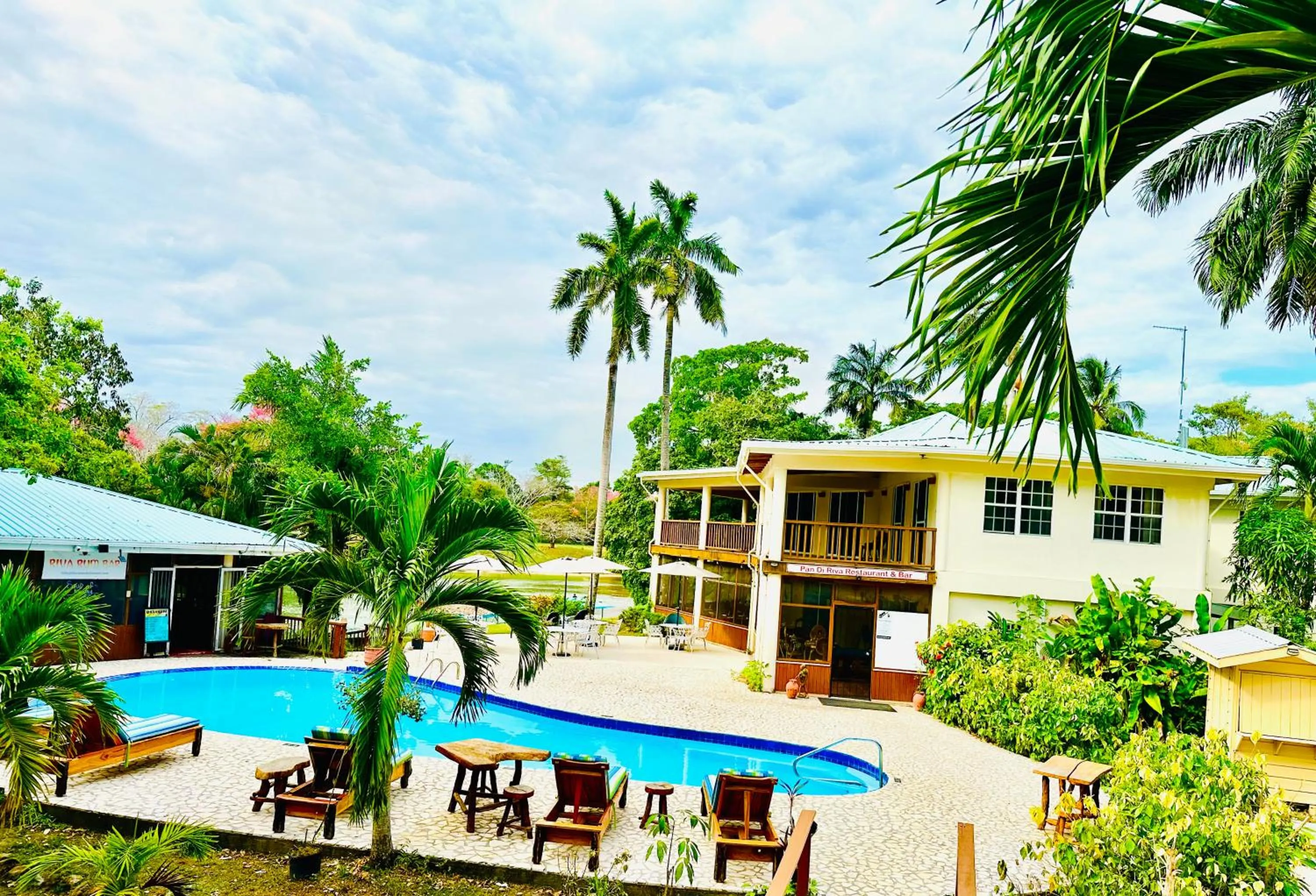 Swimming pool in Black Orchid Resort