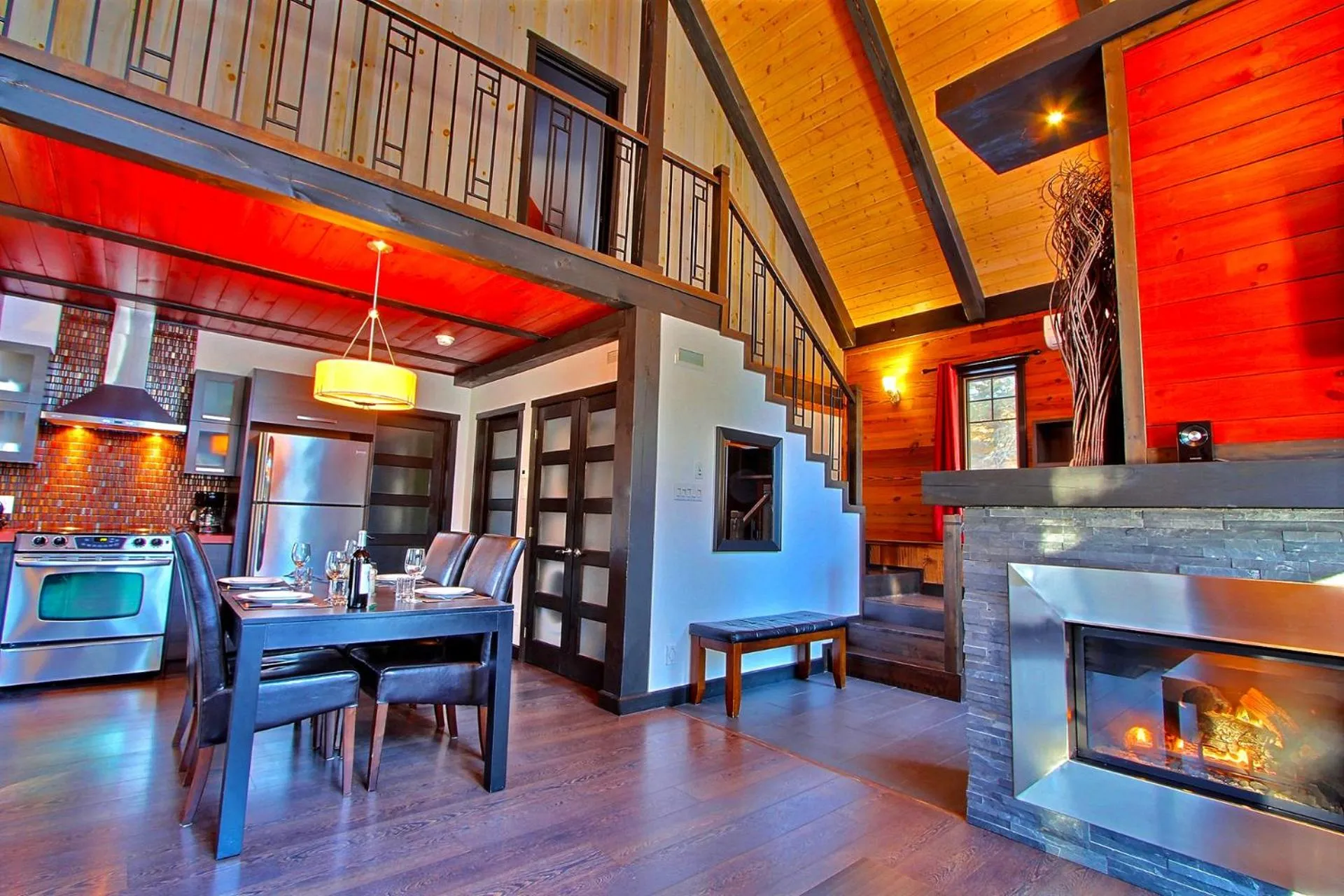 Dining area in La cache à Maxime