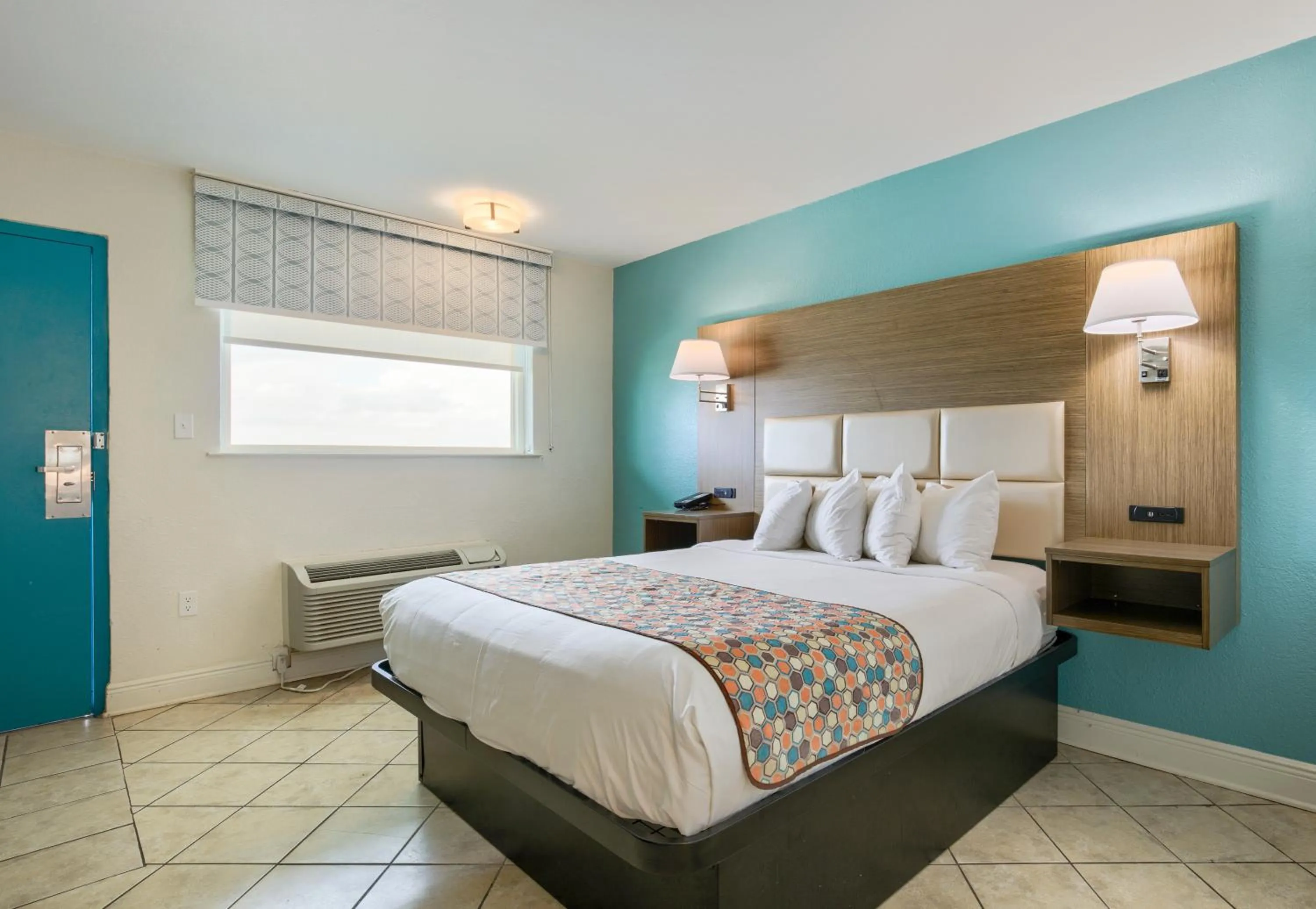 Bed in Beachside Resort Hotel