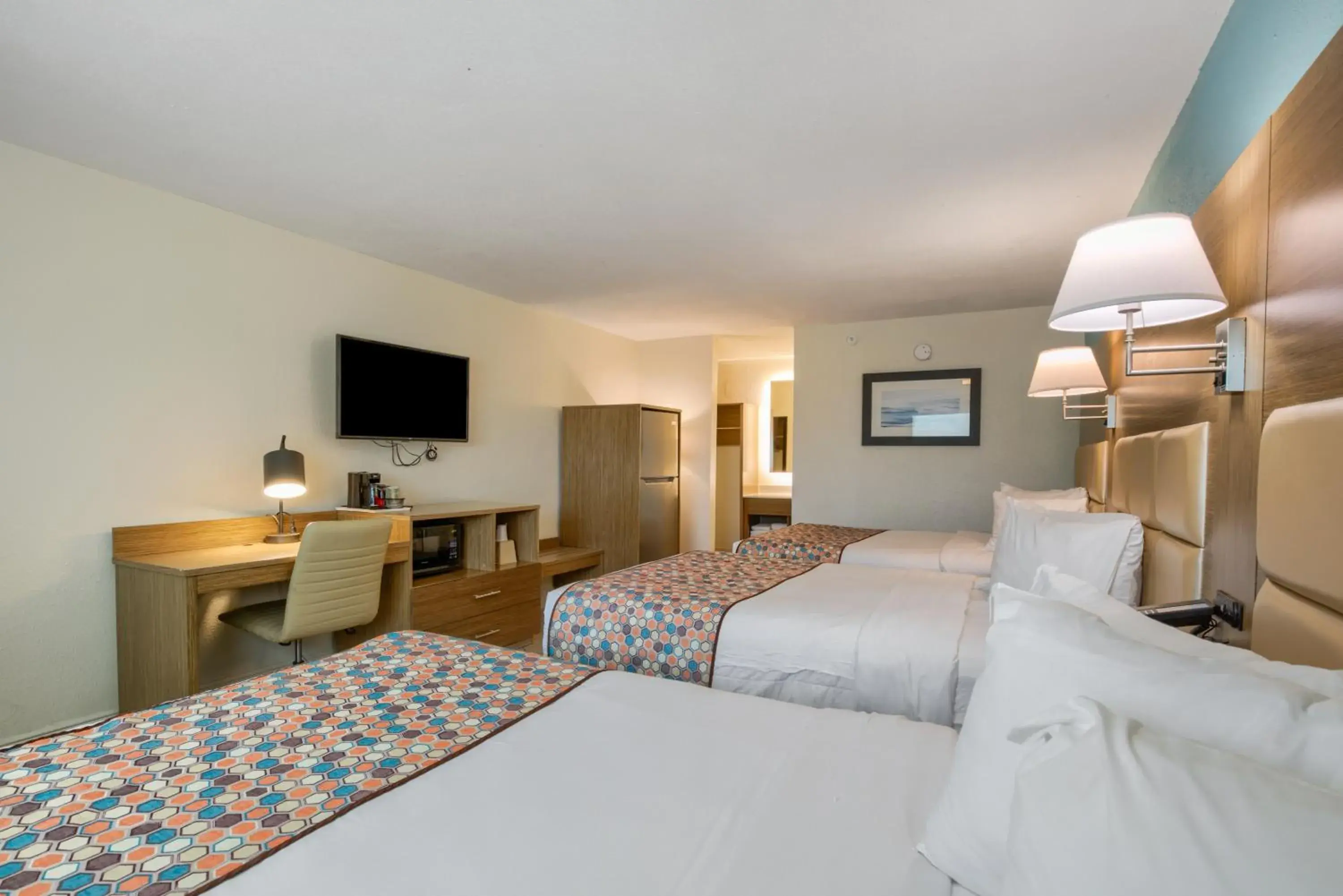 Photo of the whole room, Bed in Beachside Resort Hotel Photo of the whole room, Bed in Beachside Resort Hotel