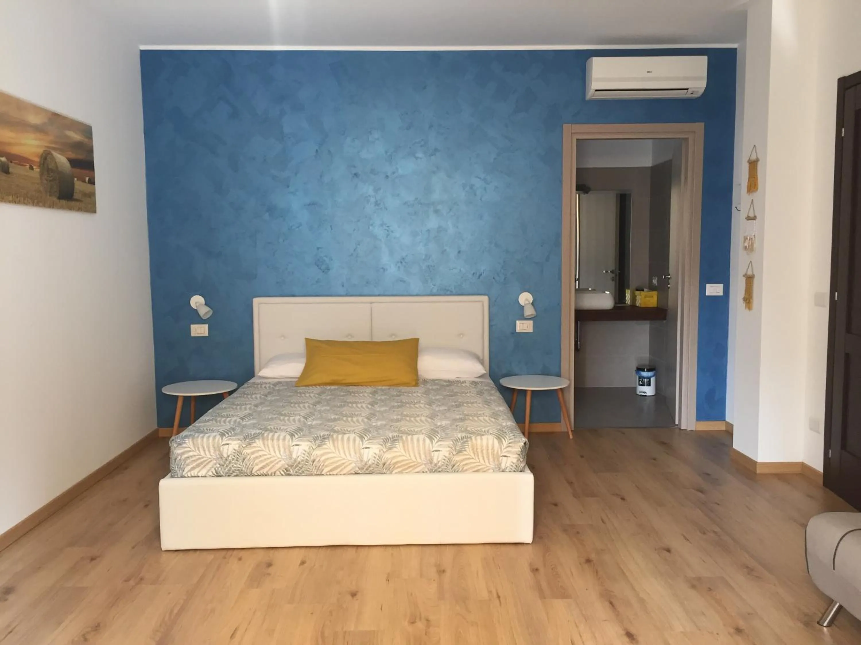 Photo of the whole room, Bed in Il Gatto Stanco B&B