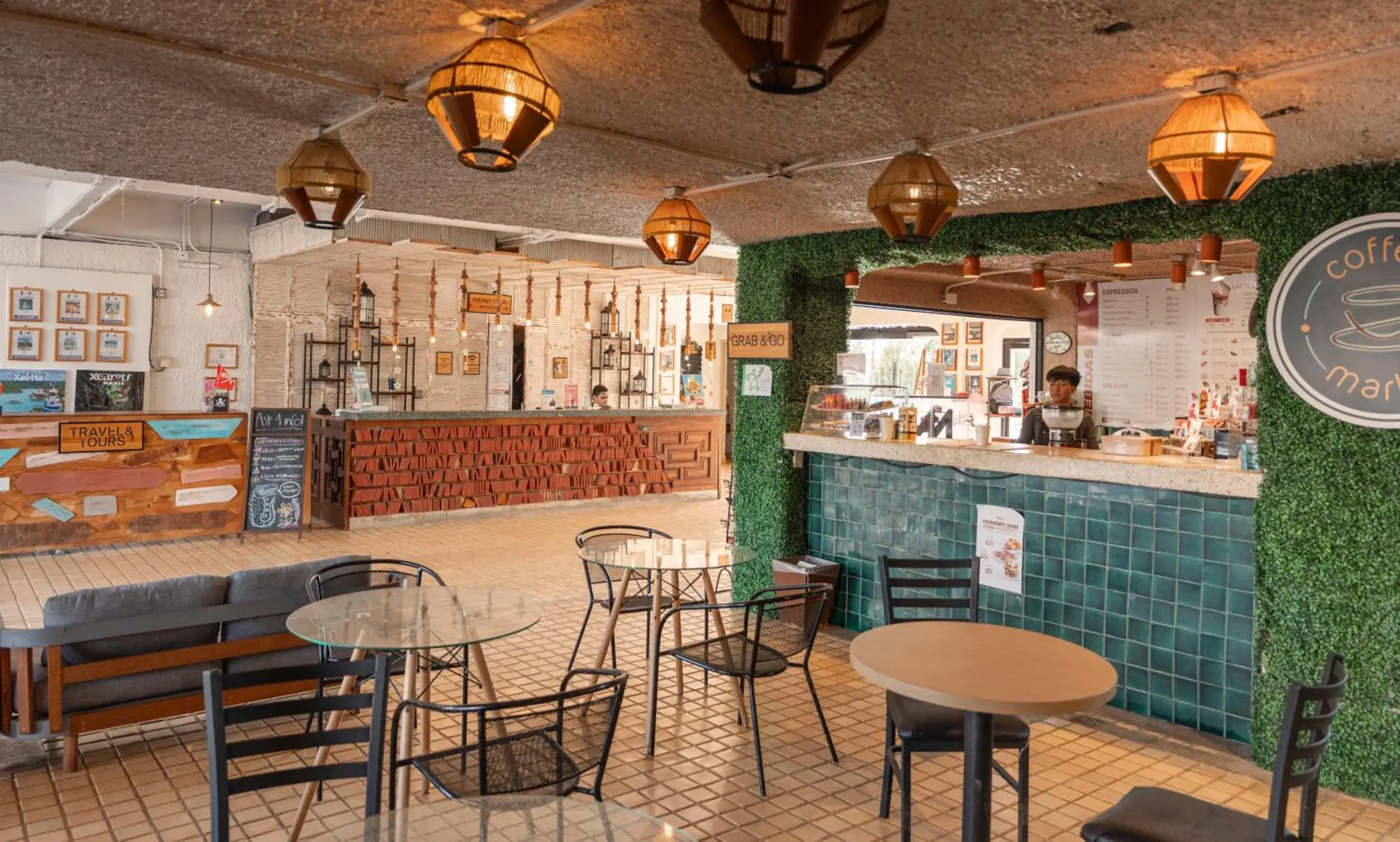 Restaurant/places to eat in Nílu Cancun Zona Hotelera by Selina Restaurant/places to eat in Nílu Cancun Zona Hotelera by Selina