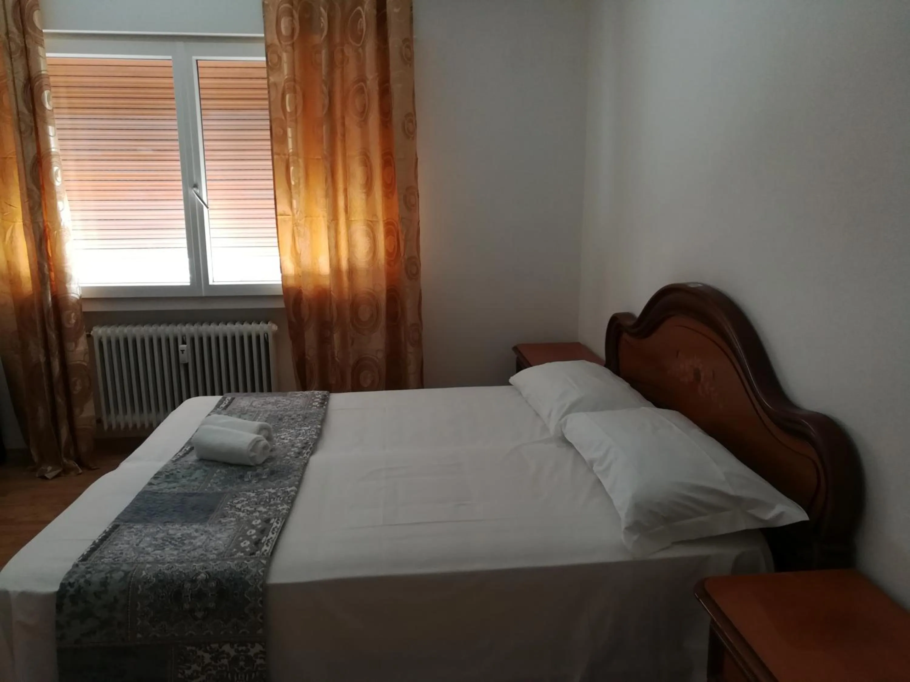 Bed in Venice Vacation House