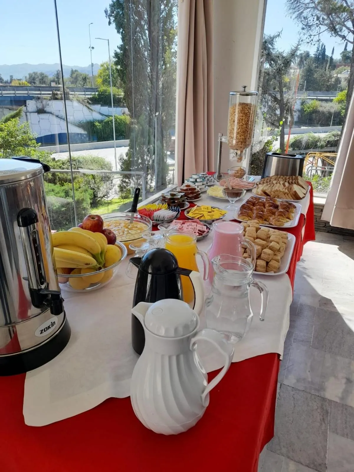 Food and drinks in Gran Hotel Las Lajas