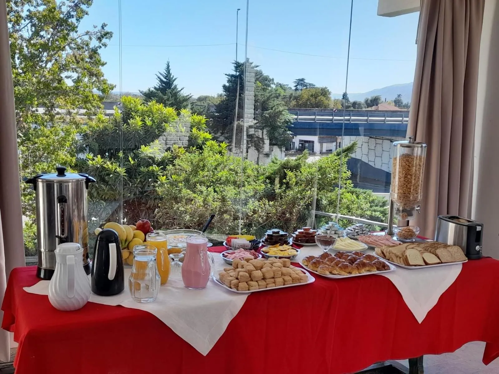 Breakfast in Gran Hotel Las Lajas