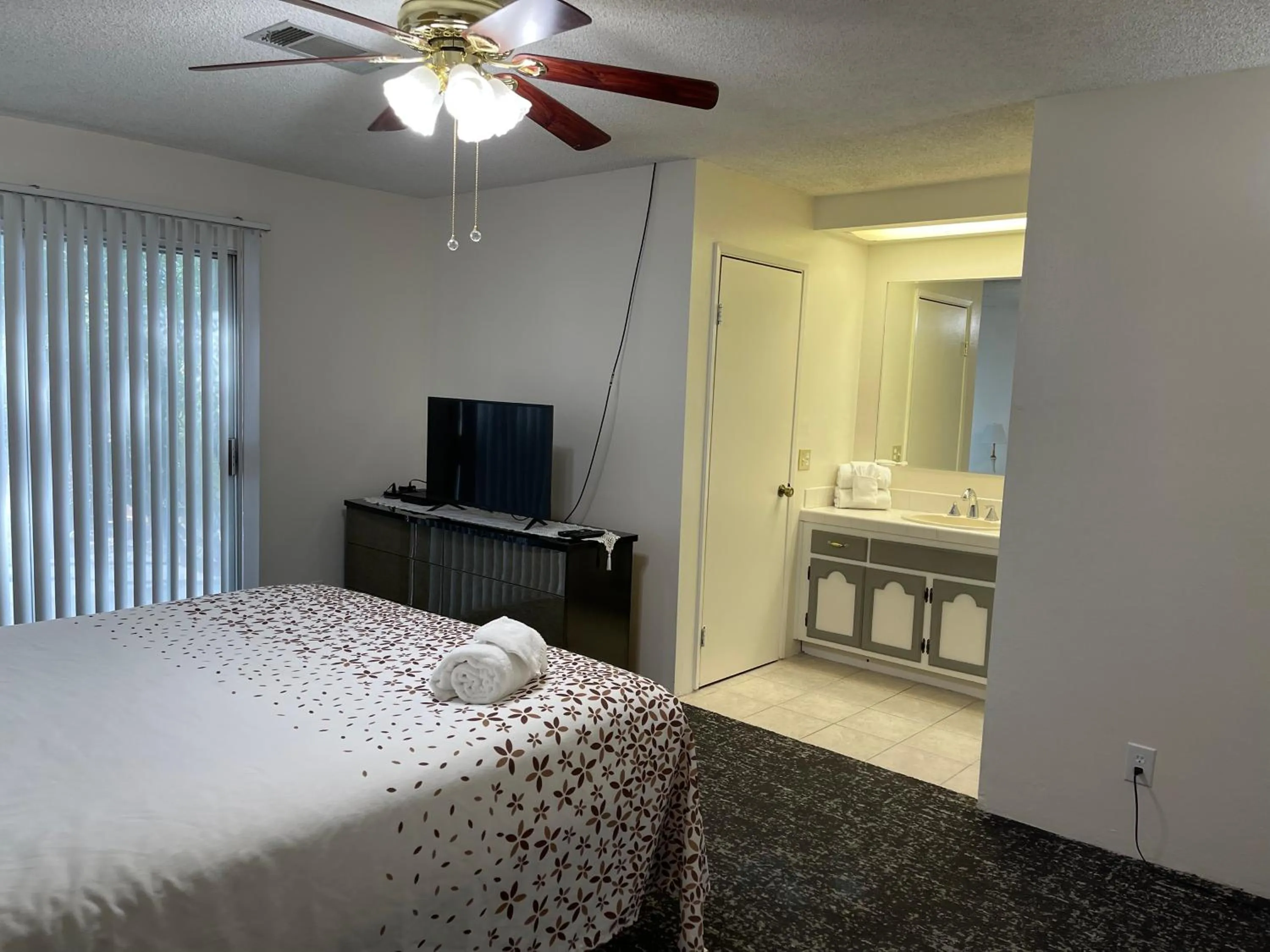 Bed in Miracle Springs Resort and Spa