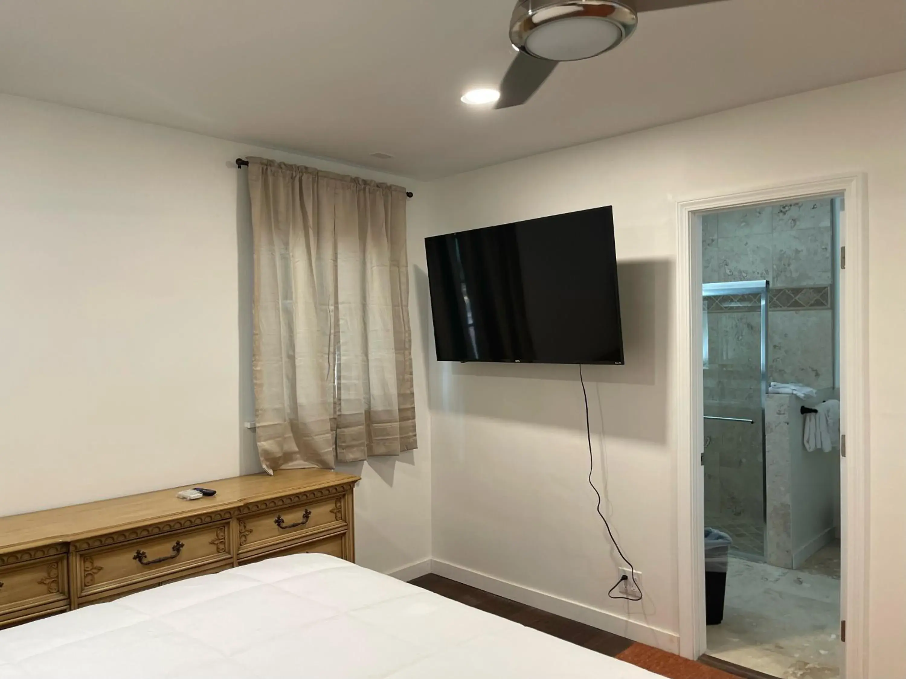 Bed in Miracle Springs Resort and Spa Bed in Miracle Springs Resort and Spa