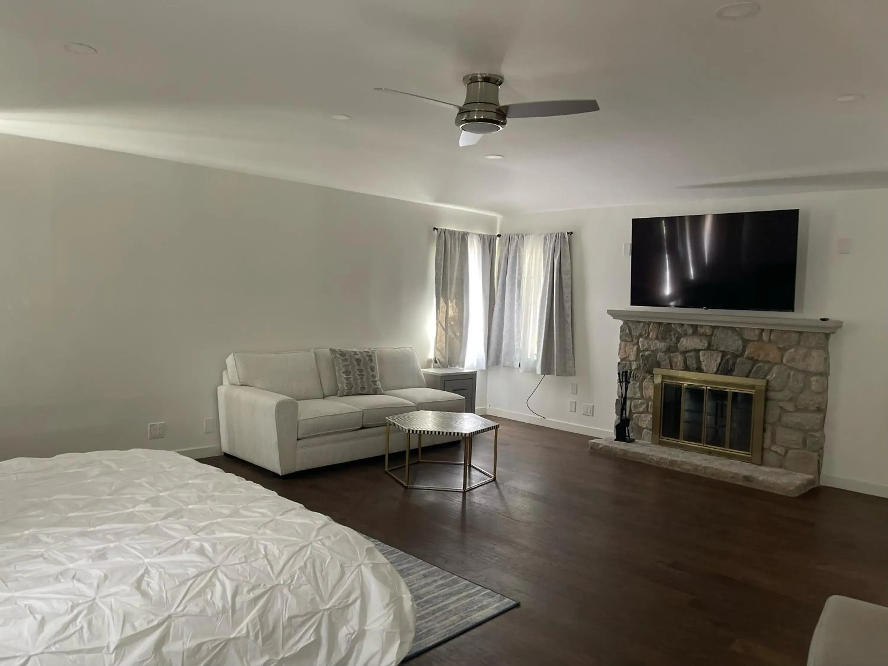 Bed in Miracle Springs Resort and Spa Bed in Miracle Springs Resort and Spa