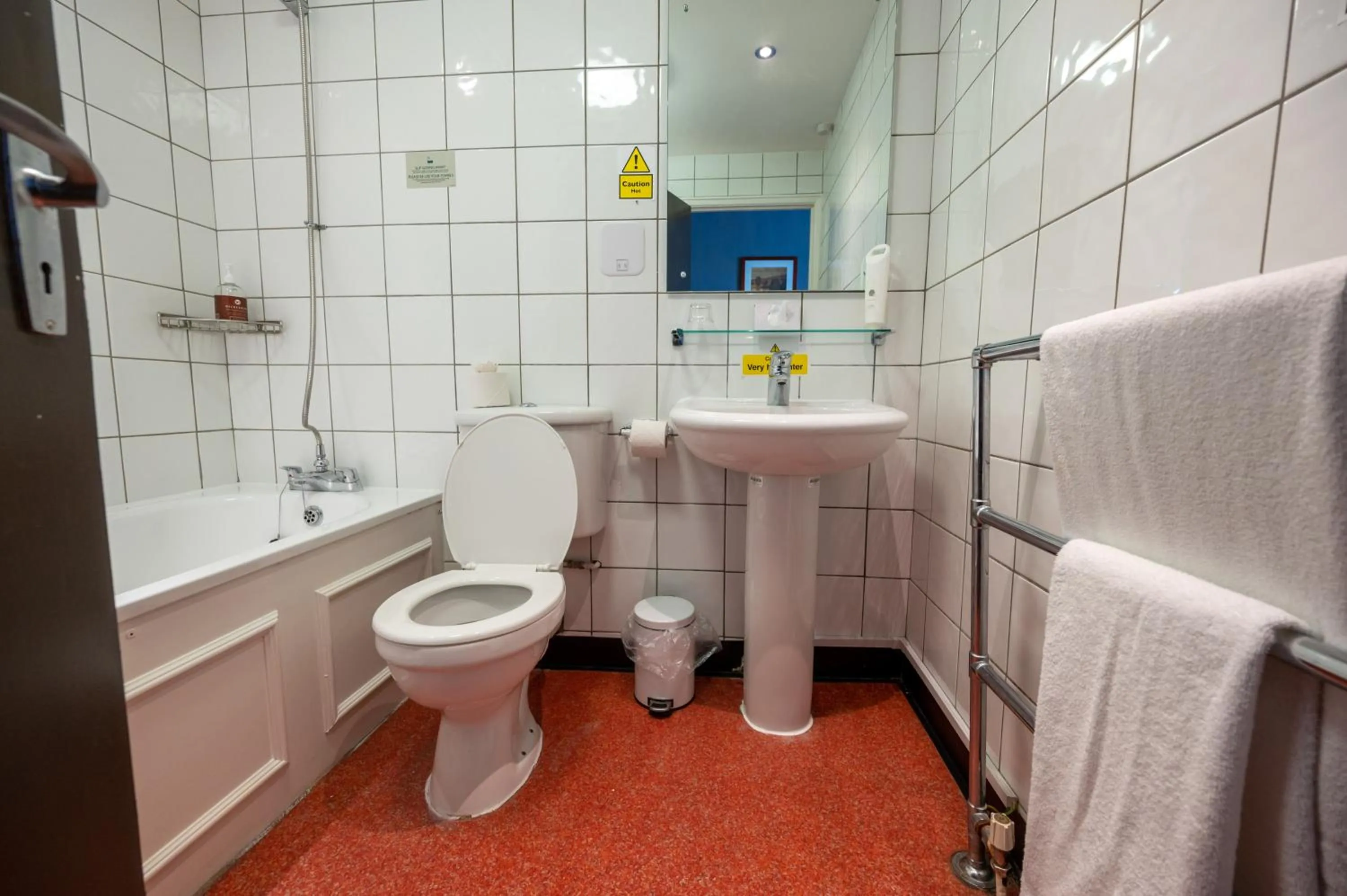 Bathroom in Bridge Inn by Greene King Inns