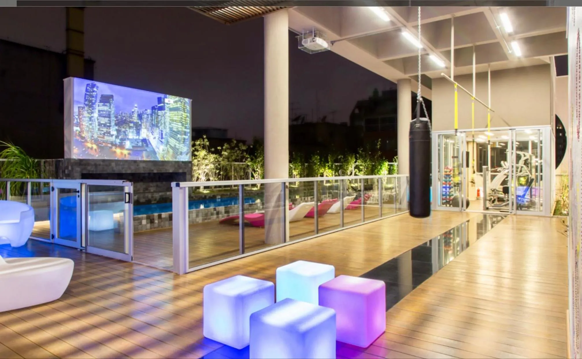 Swimming pool in Studio Augusta