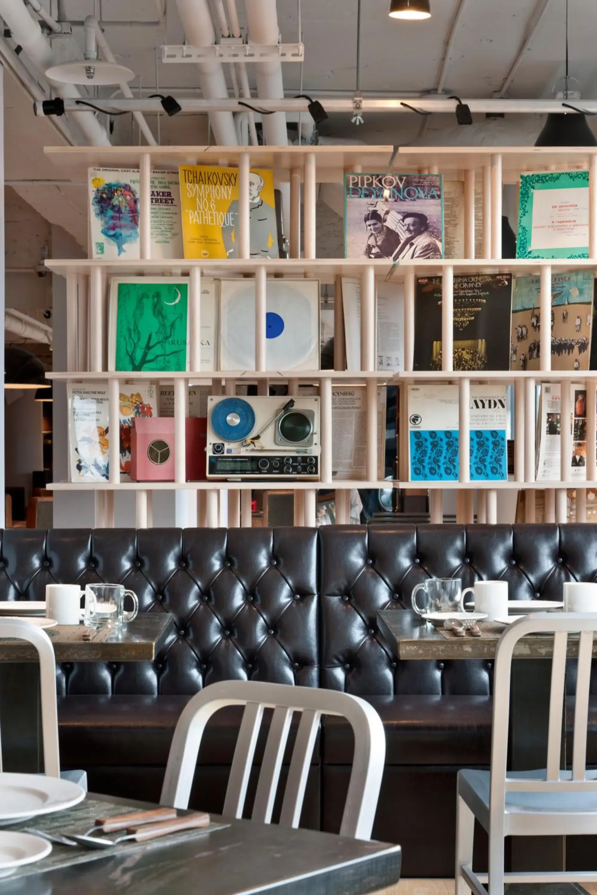 Lounge or bar in amba Taipei Ximending Lounge or bar in amba Taipei Ximending