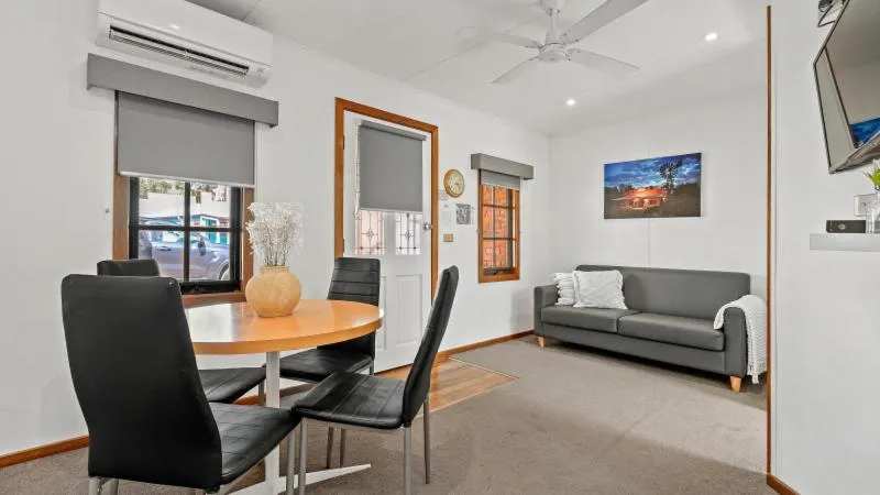 Living room in Tasman Holiday Parks - Merool on the Murray