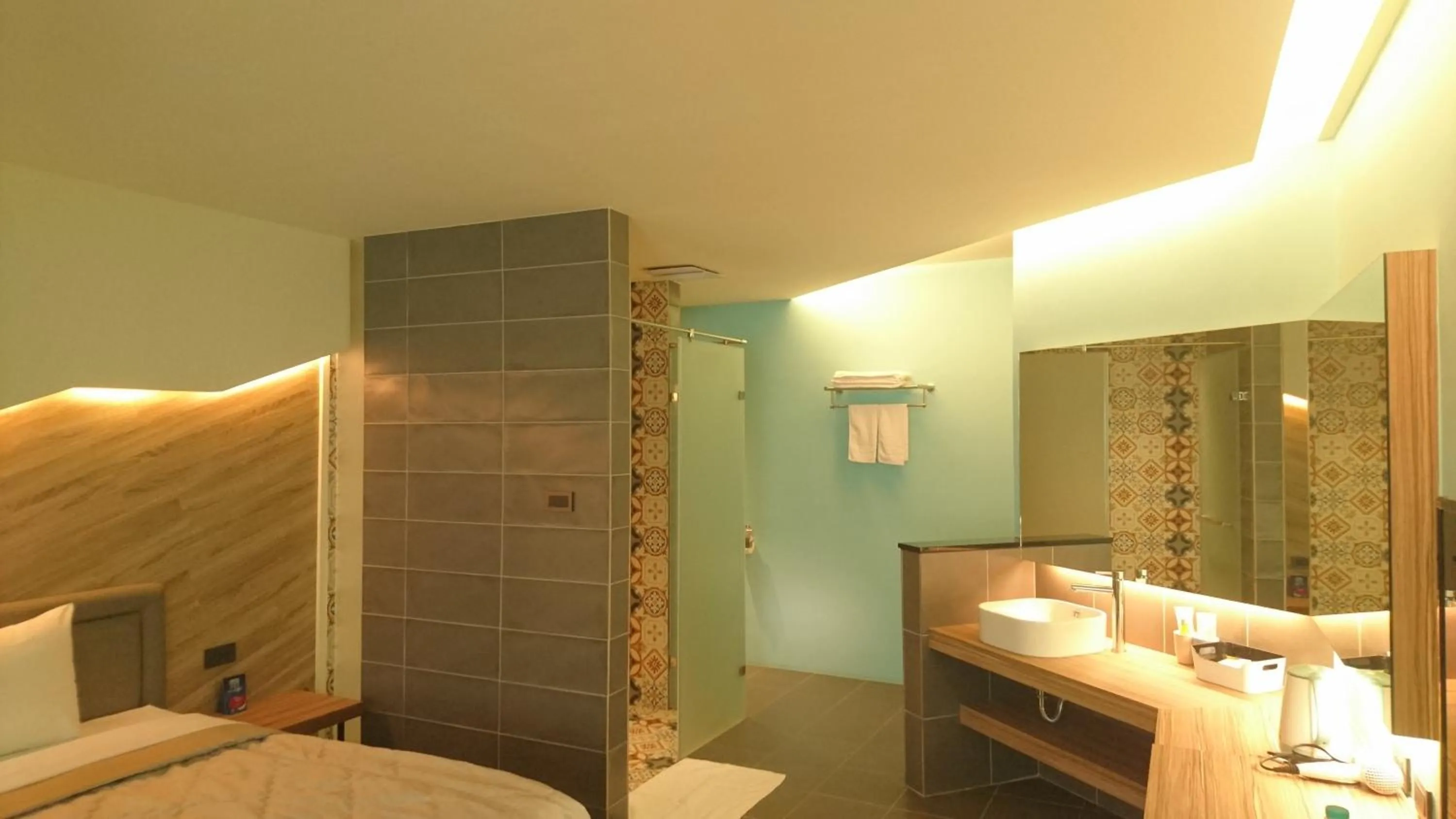 Bathroom in Travel Port Motel