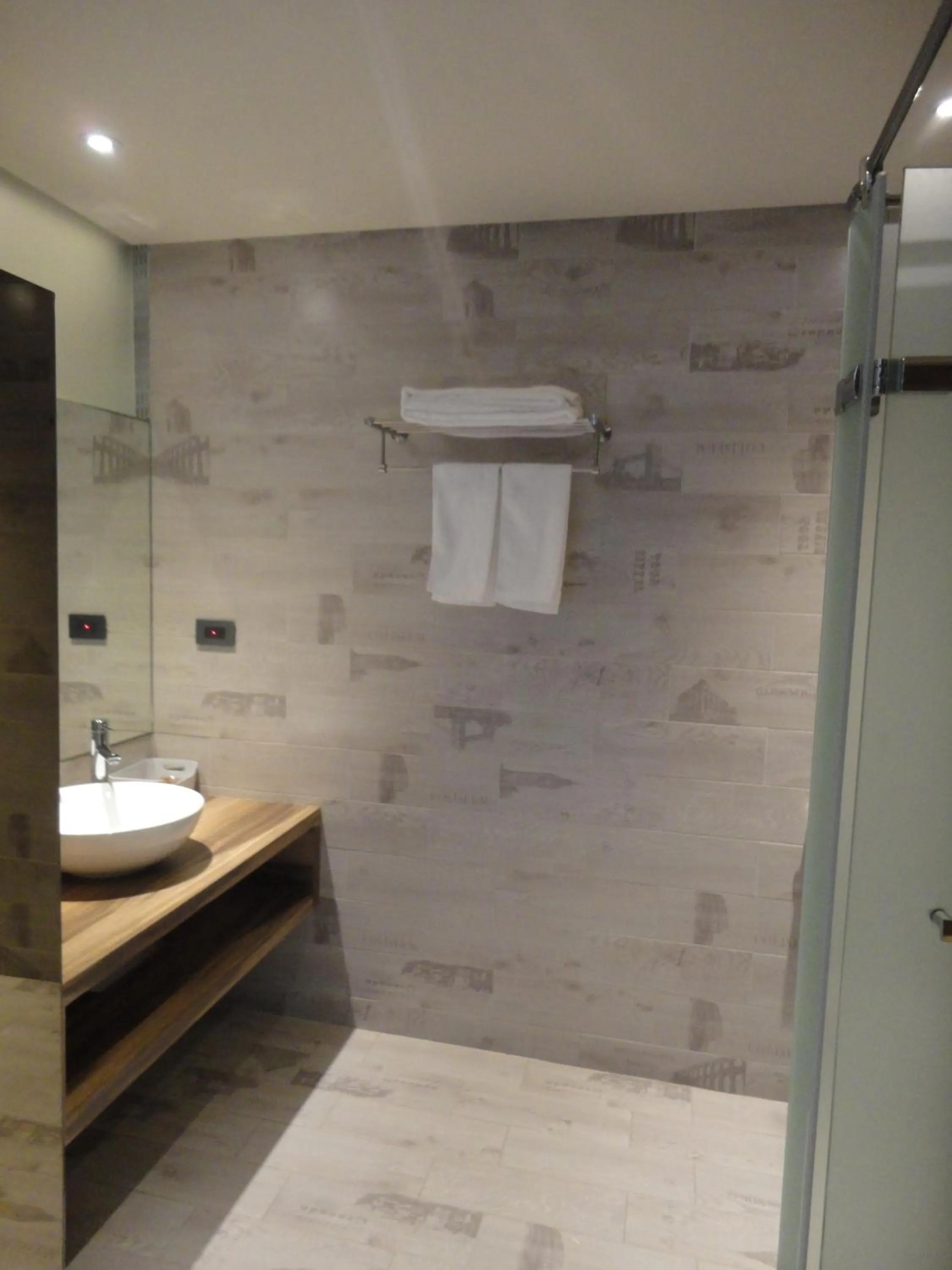 Bathroom in Travel Port Motel