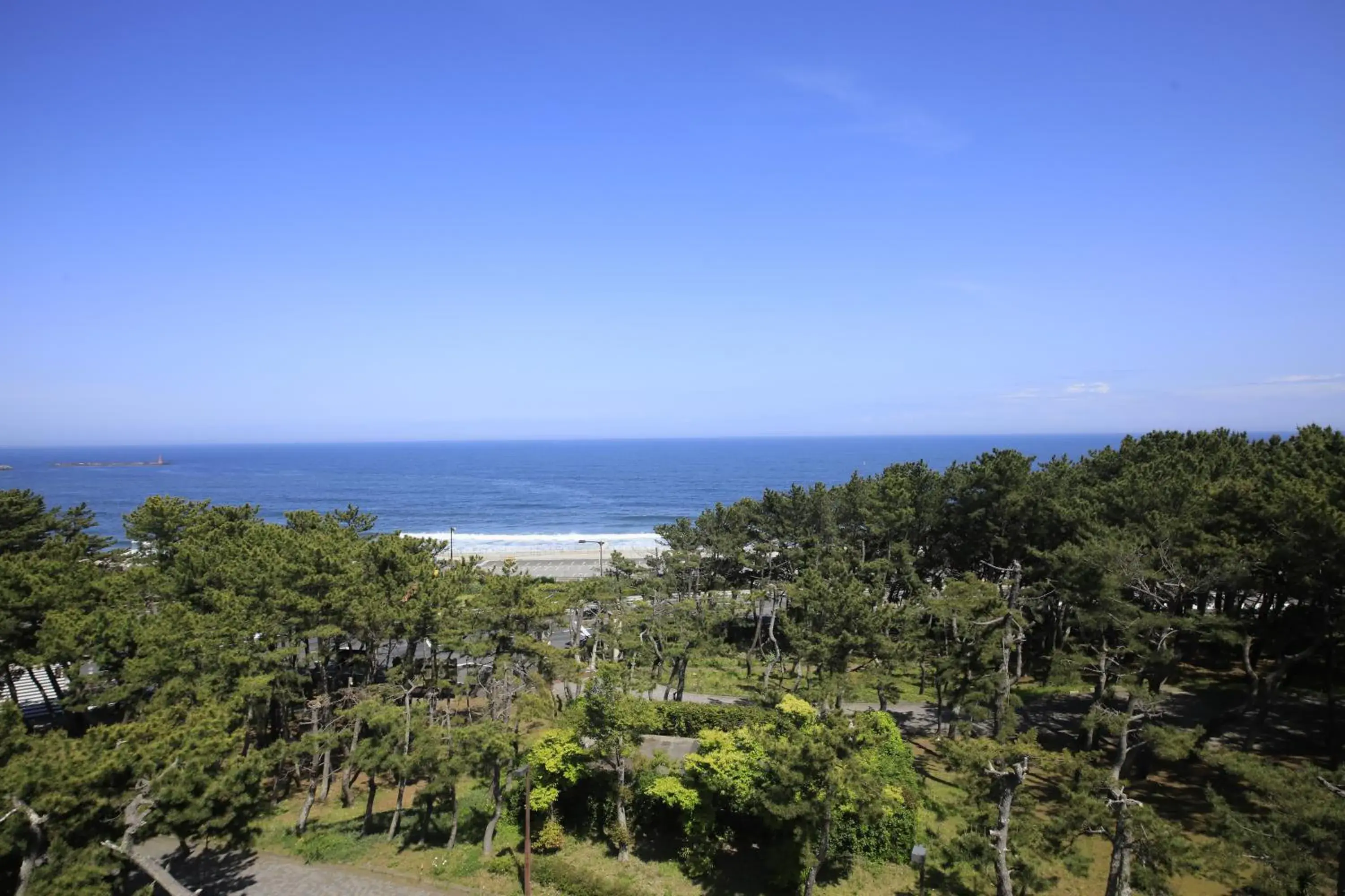 Deluxe Twin Room - single occupancy - Non-Smoking in Oarai Park Hotel Deluxe Twin Room - single occupancy - Non-Smoking in Oarai Park Hotel