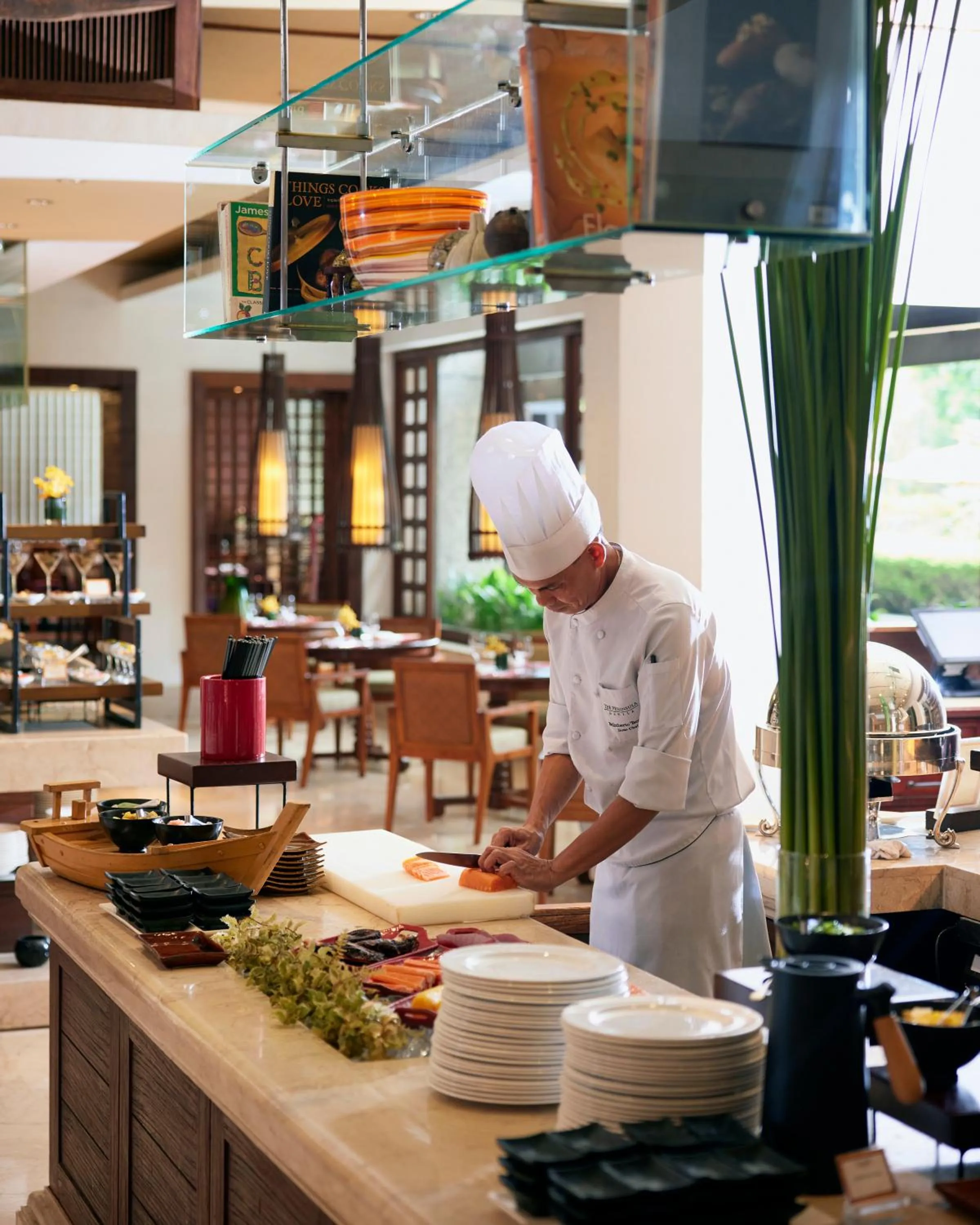 Restaurant/places to eat in The Peninsula Manila