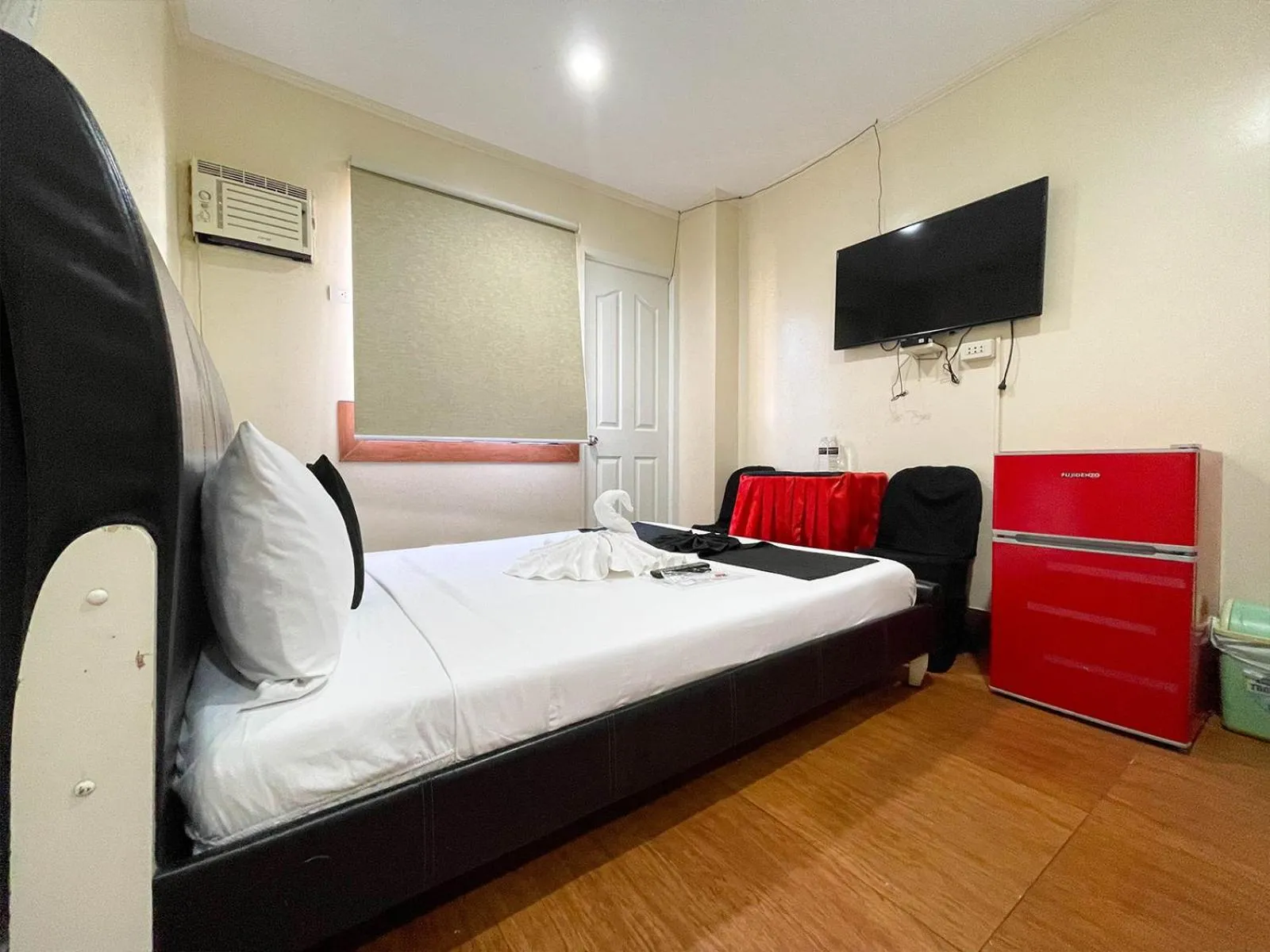 Bed in Chanel Paris Hotel powered by Cocotel